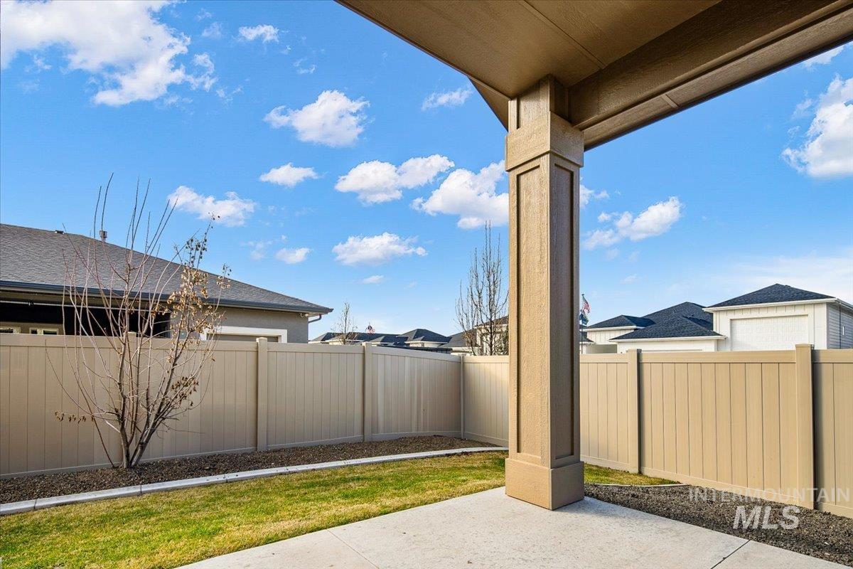 18303 N Tulip Ave., Nampa, Idaho 83687, 3 Bedrooms, 2 Bathrooms, Residential For Sale, Price $635,000,MLS 98976416