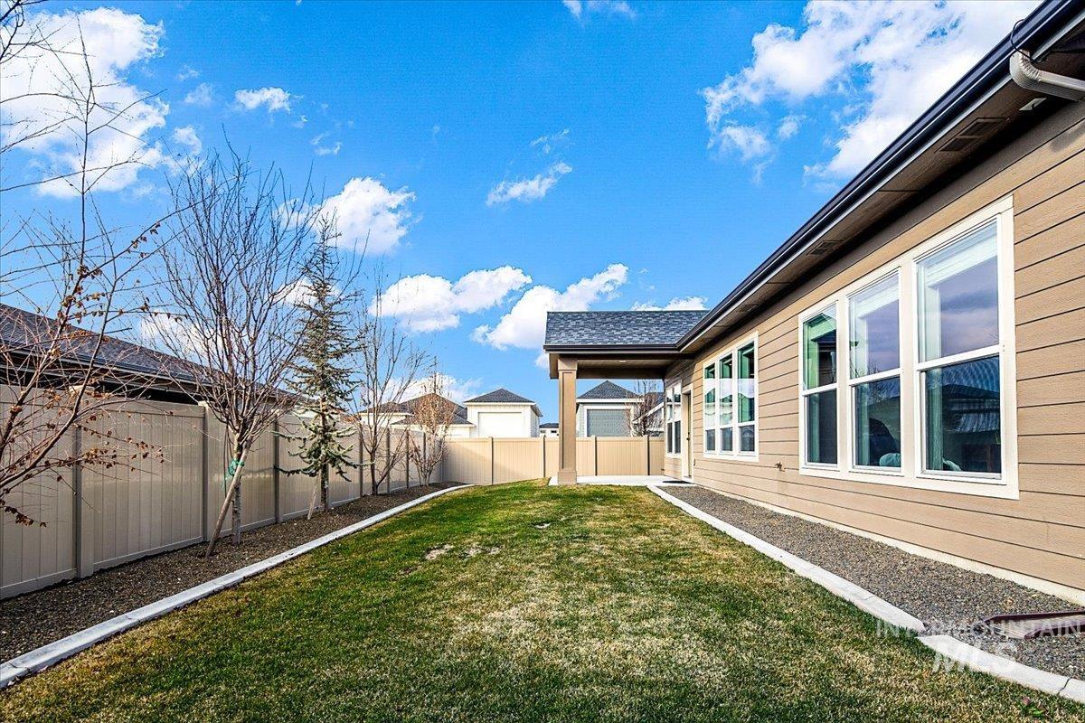 18303 N Tulip Ave., Nampa, Idaho 83687, 3 Bedrooms, 2 Bathrooms, Residential For Sale, Price $635,000,MLS 98976416