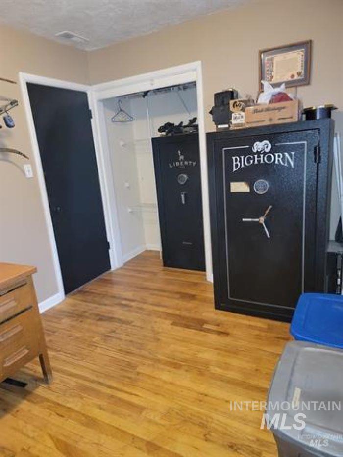 1603 Kimes St, Twin Falls, Idaho 83301, 4 Bedrooms, 2 Bathrooms, Residential For Sale, Price $339,900, 98976417