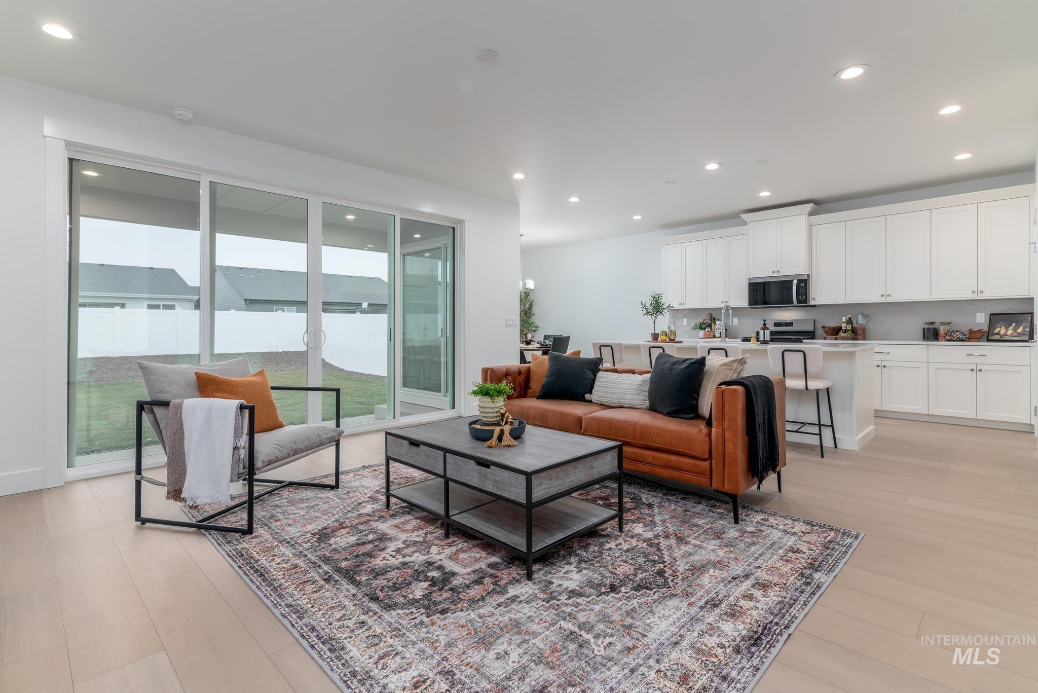 1940 W Chokecherry Ave, Middleton, Idaho 83644, 3 Bedrooms, 2 Bathrooms, Residential For Sale, Price $479,000,MLS 98976421