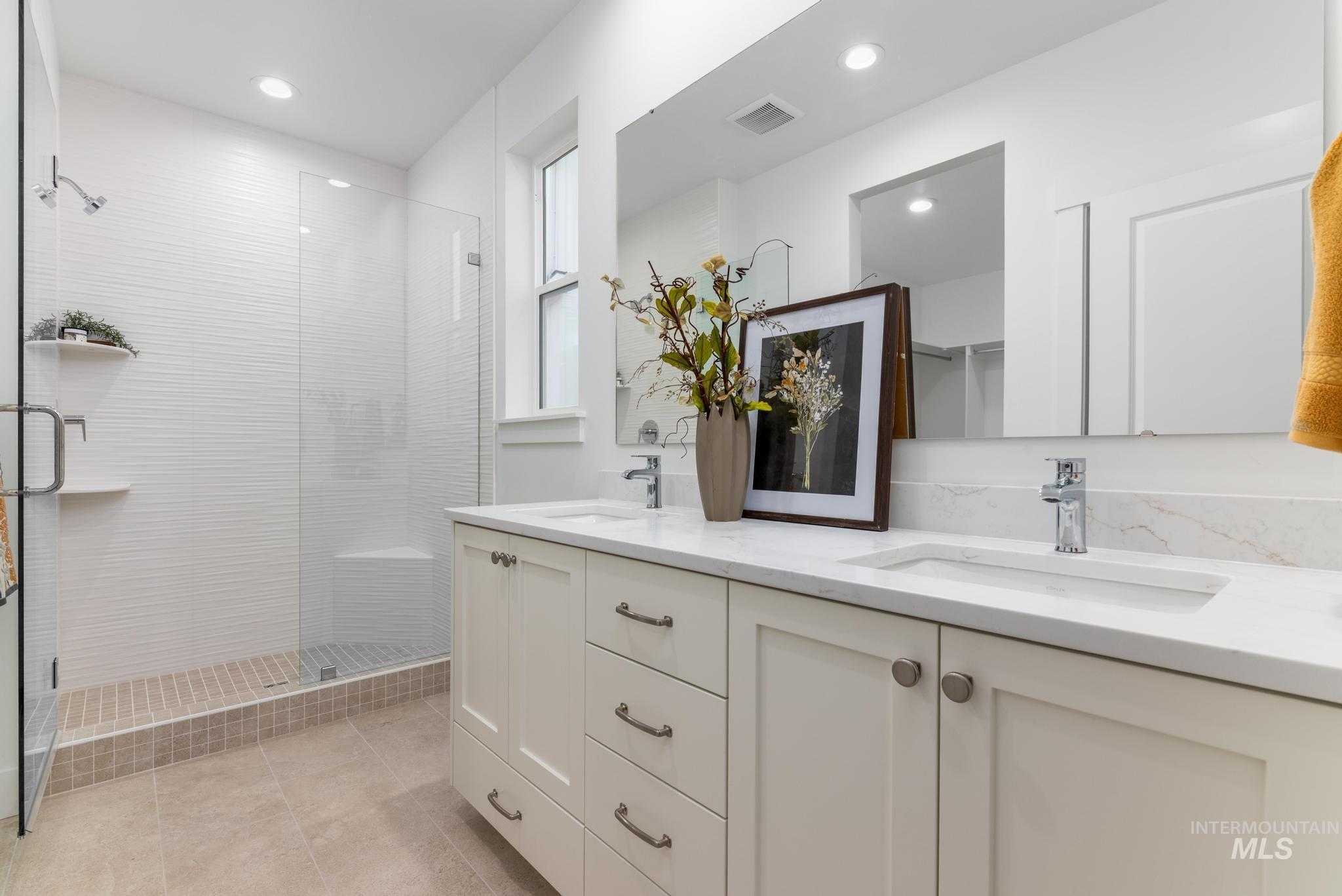 1940 W Chokecherry Ave, Middleton, Idaho 83644, 3 Bedrooms, 2 Bathrooms, Residential For Sale, Price $479,000,MLS 98976421