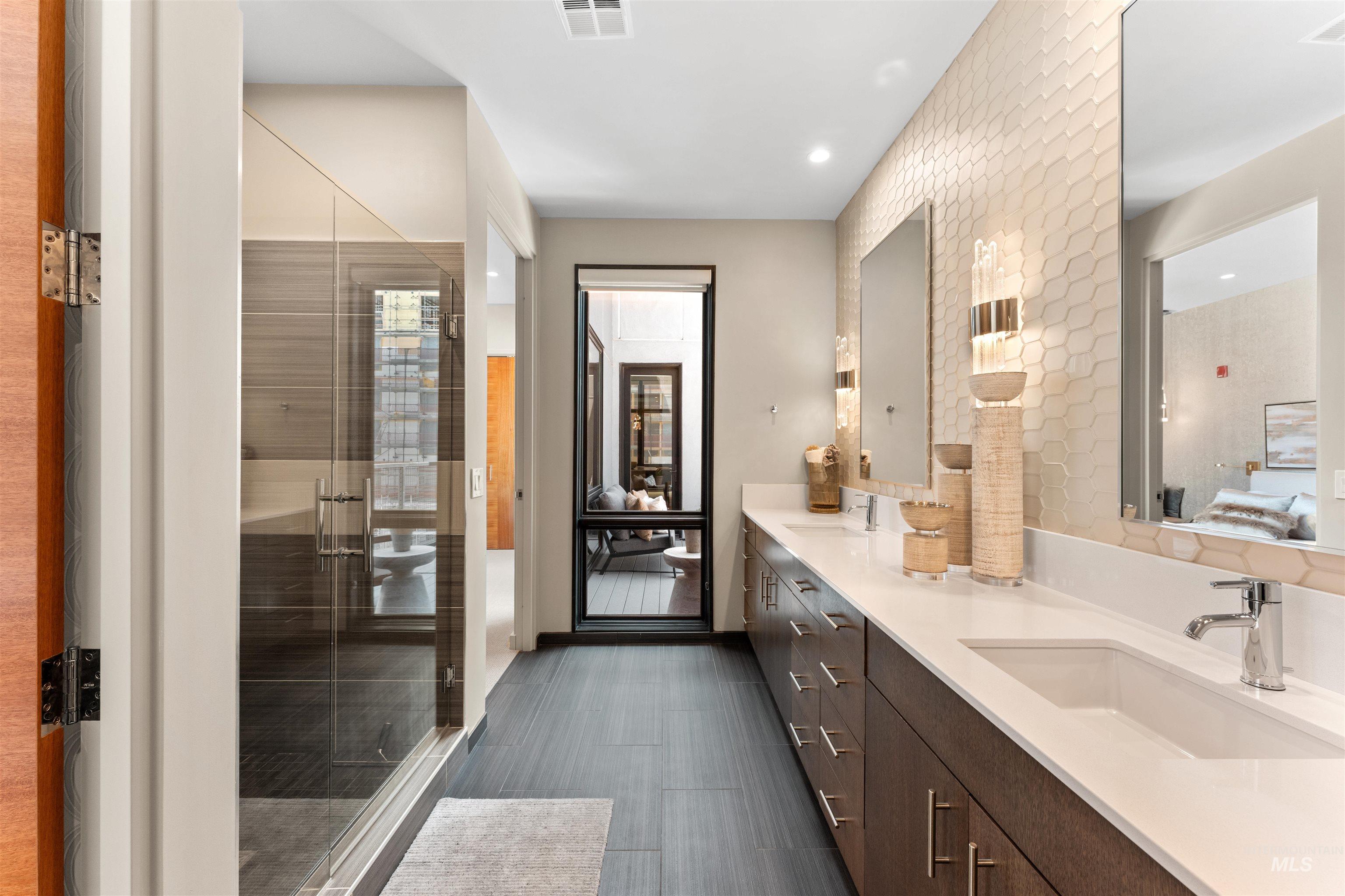 119 S 10th, Boise, Idaho 83702, 3 Bedrooms, 2.5 Bathrooms, Residential For Sale, Price $1,742,000,MLS 98976423