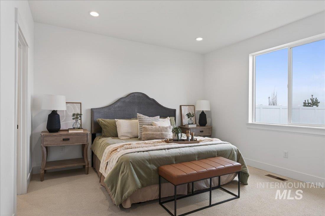 817 W Bay St, Middleton, Idaho 83644, 3 Bedrooms, 2 Bathrooms, Residential For Sale, Price $434,000,MLS 98976424