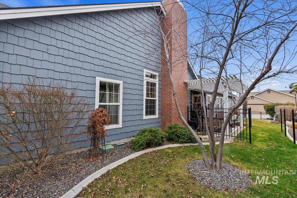 2573 S Palmatier Way, Boise, Idaho 83716, 3 Bedrooms, 2.5 Bathrooms, Residential For Sale, Price $899,900, 98976428