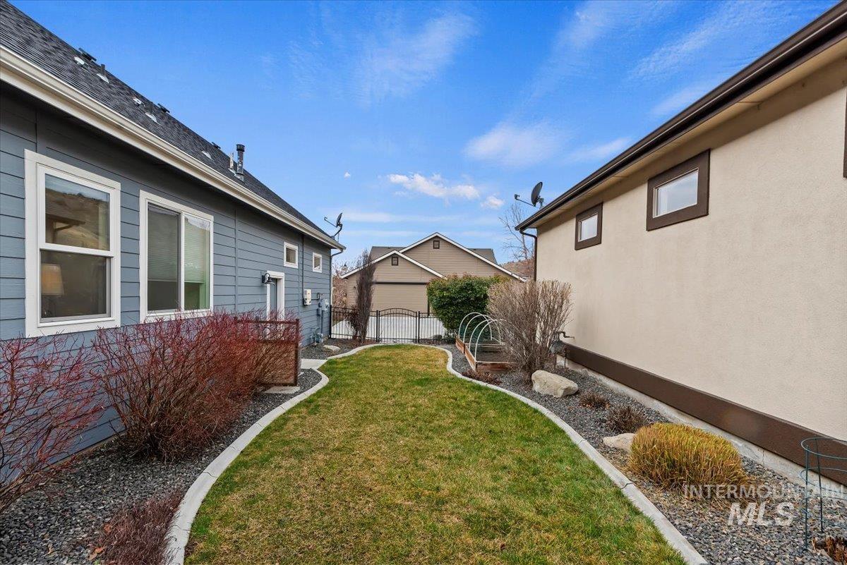 2573 S Palmatier Way, Boise, Idaho 83716, 3 Bedrooms, 2.5 Bathrooms, Residential For Sale, Price $899,900, 98976428