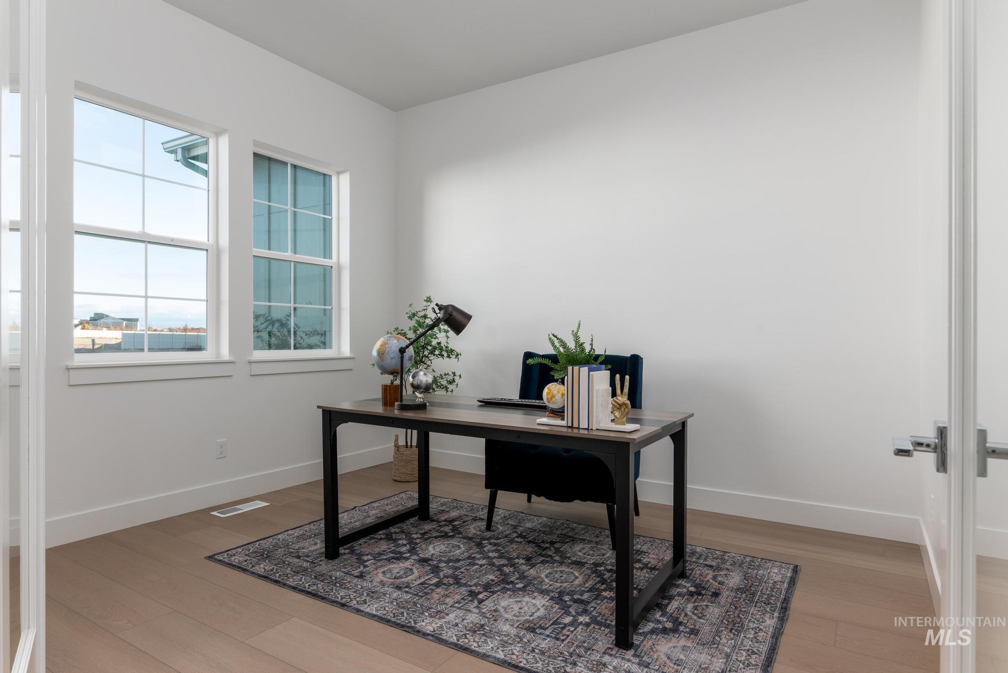 1145 W Grassland St, Middleton, Idaho 83644, 3 Bedrooms, 2.5 Bathrooms, Residential For Sale, Price $584,000, 98976429