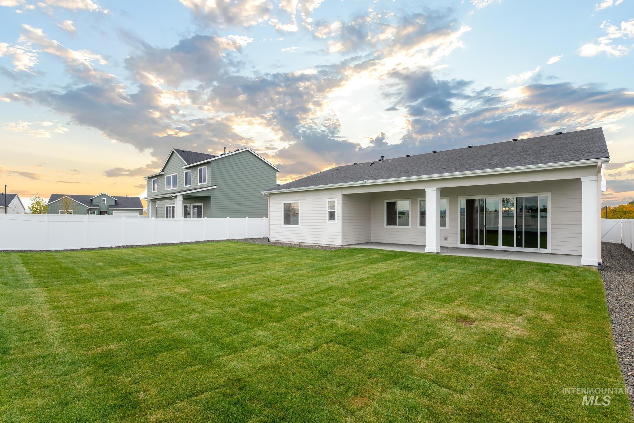 1145 W Grassland St, Middleton, Idaho 83644, 3 Bedrooms, 2.5 Bathrooms, Residential For Sale, Price $584,000, 98976429
