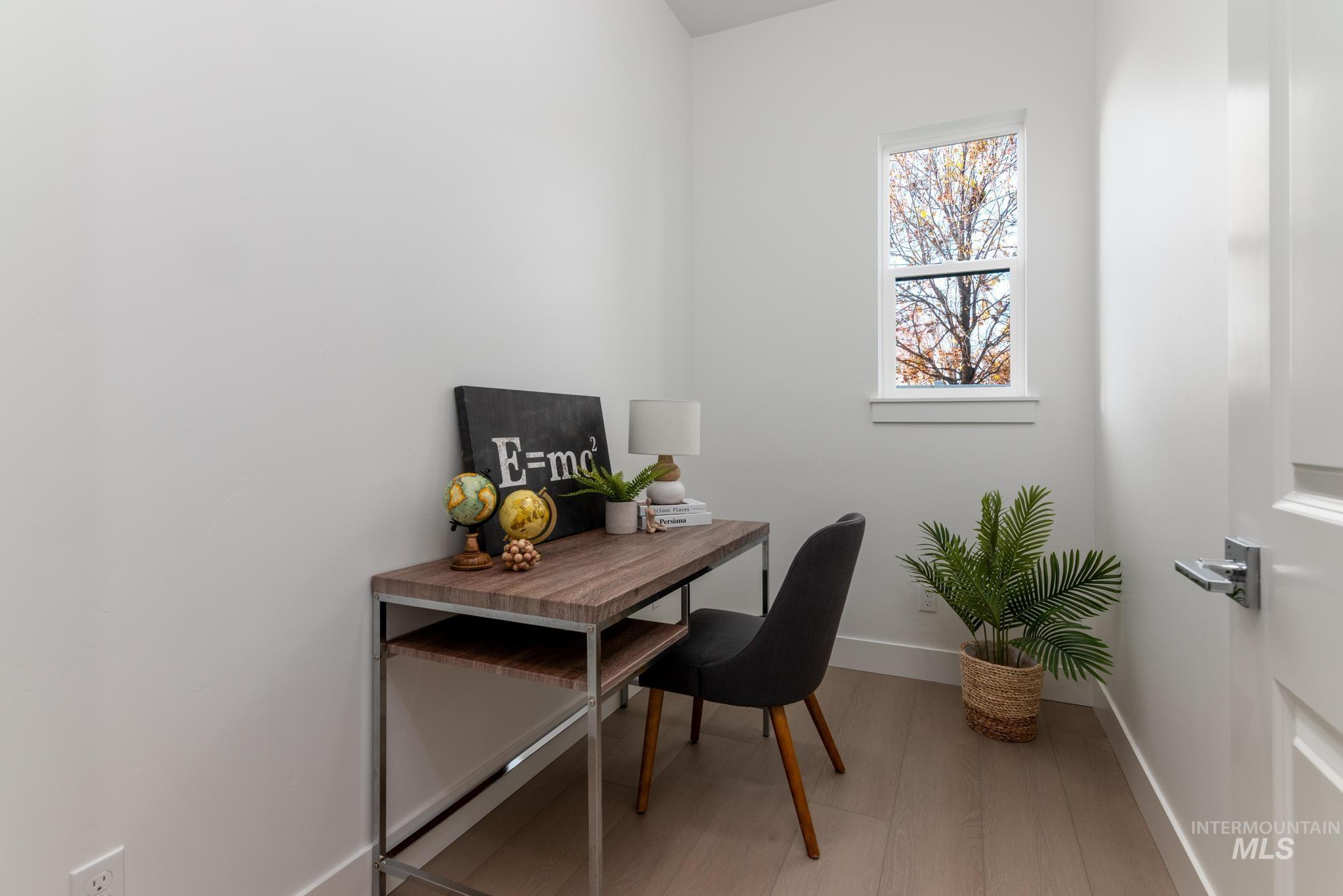 1145 W Grassland St, Middleton, Idaho 83644, 3 Bedrooms, 2.5 Bathrooms, Residential For Sale, Price $584,000, 98976429