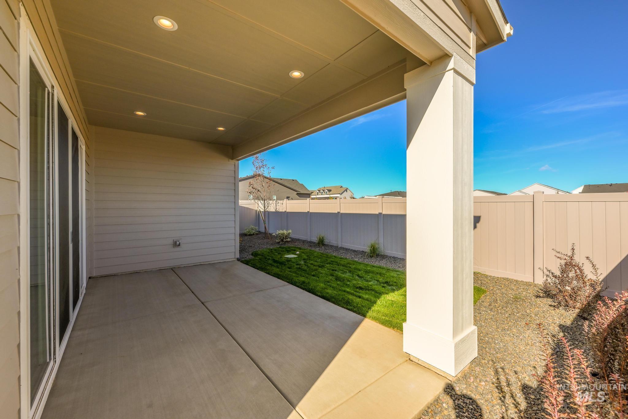 2574 N Leatherwood Ave, Star, Idaho 83669, 2 Bedrooms, 2 Bathrooms, Residential For Sale, Price $554,000, 98976432