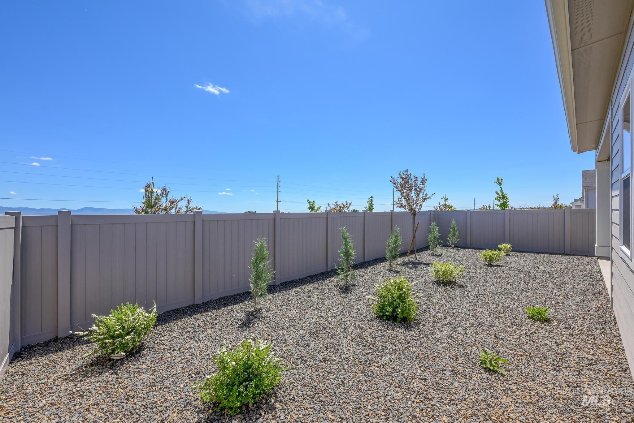 2574 N Leatherwood Ave, Star, Idaho 83669, 2 Bedrooms, 2 Bathrooms, Residential For Sale, Price $539,000,MLS 98976432
