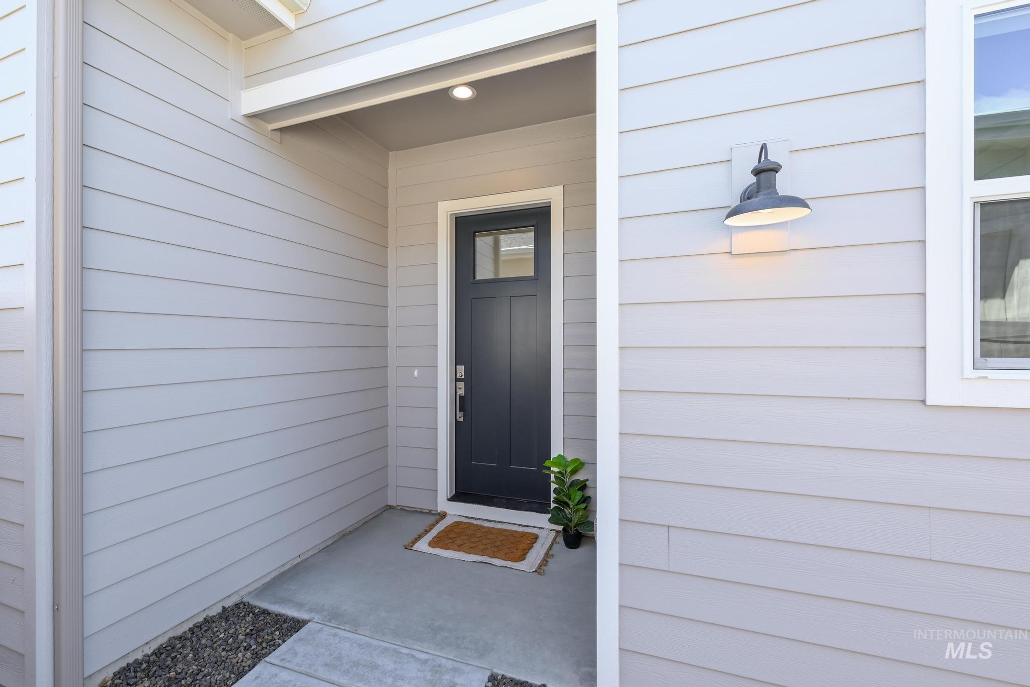 2574 N Leatherwood Ave, Star, Idaho 83669, 2 Bedrooms, 2 Bathrooms, Residential For Sale, Price $539,000,MLS 98976432