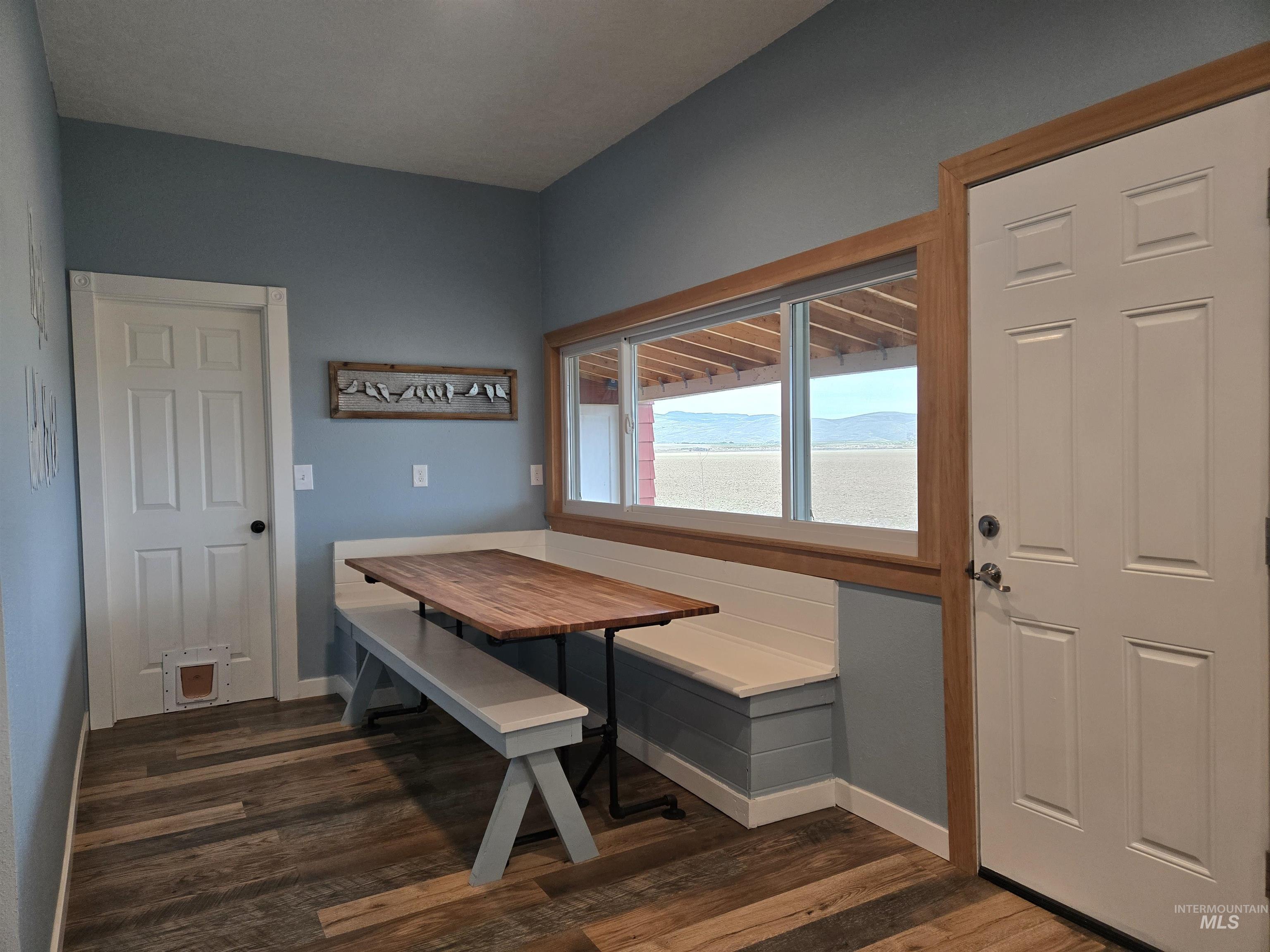 924 Olds Ferry Road, Weiser, Idaho 83672, 4 Bedrooms, 3 Bathrooms, Residential For Sale, Price $575,000, 98976433