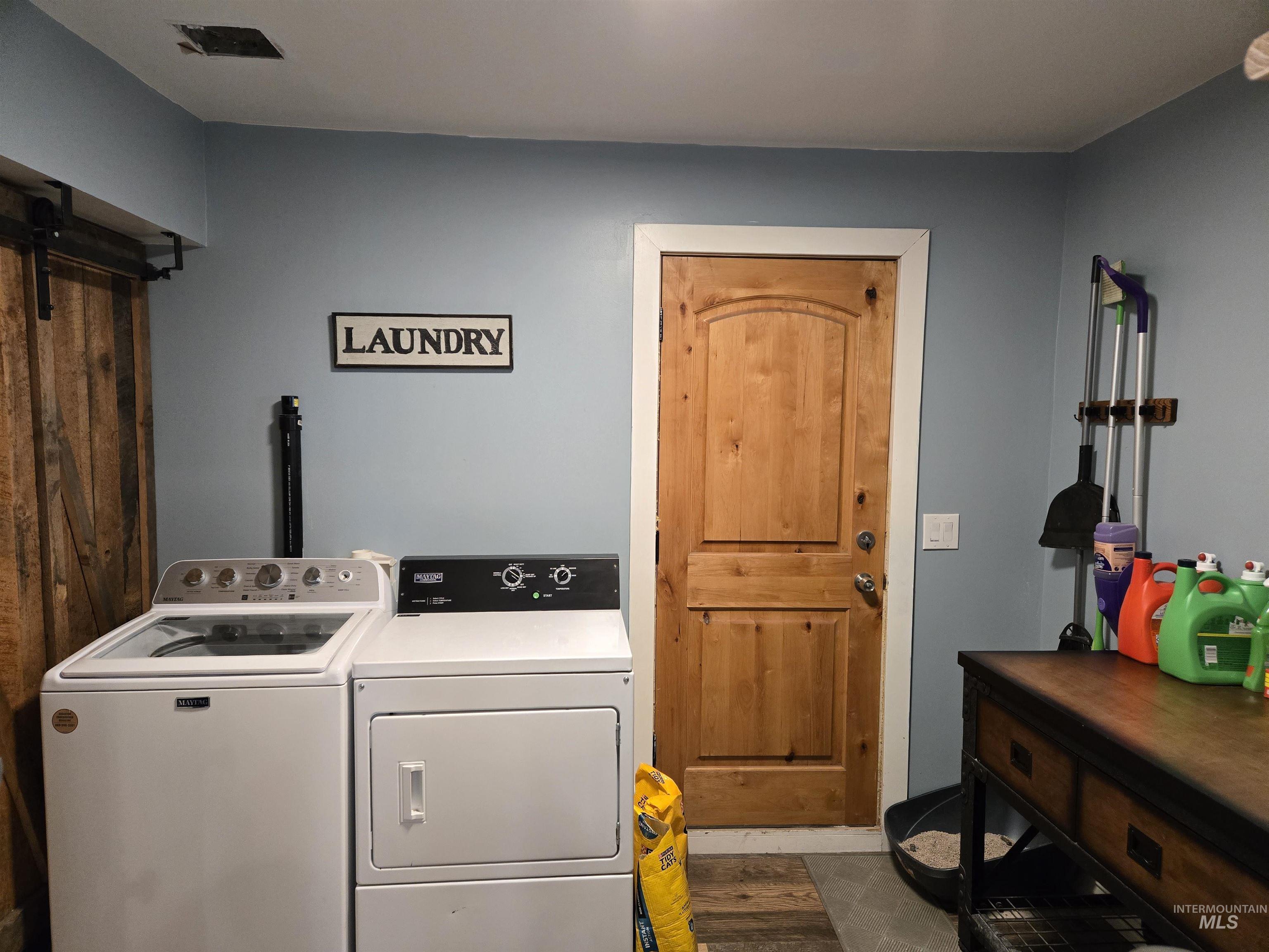 924 Olds Ferry Road, Weiser, Idaho 83672, 4 Bedrooms, 3 Bathrooms, Residential For Sale, Price $575,000, 98976433