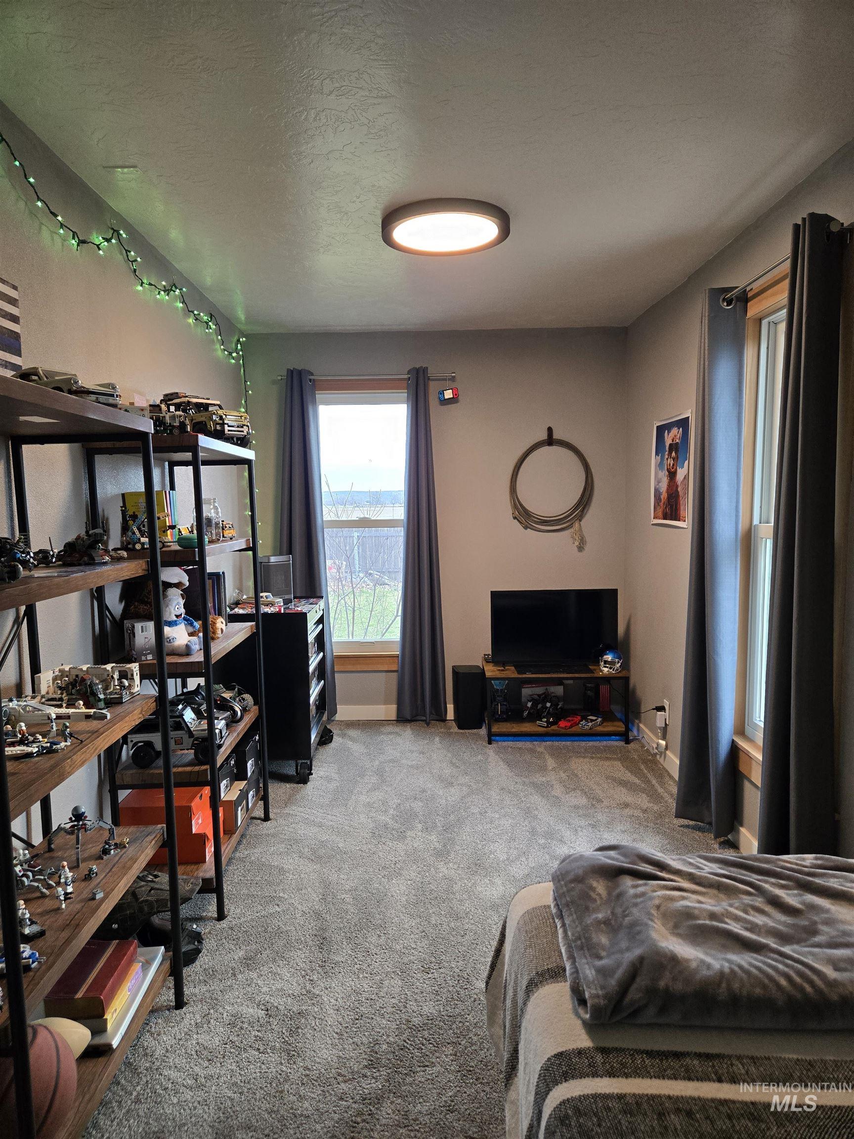 924 Olds Ferry Road, Weiser, Idaho 83672, 4 Bedrooms, 3 Bathrooms, Residential For Sale, Price $575,000, 98976433