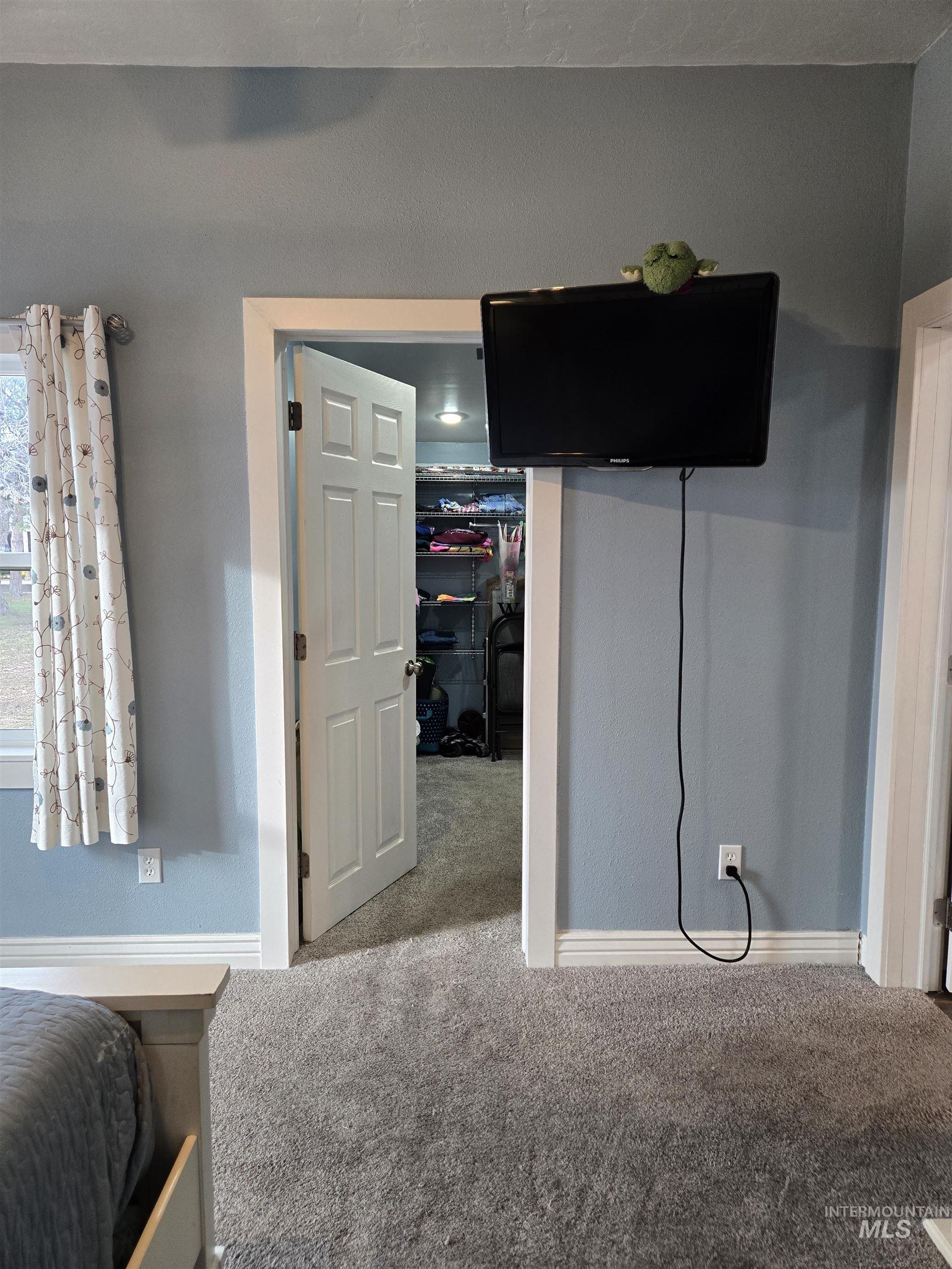 924 Olds Ferry Road, Weiser, Idaho 83672, 4 Bedrooms, 3 Bathrooms, Residential For Sale, Price $575,000, 98976433