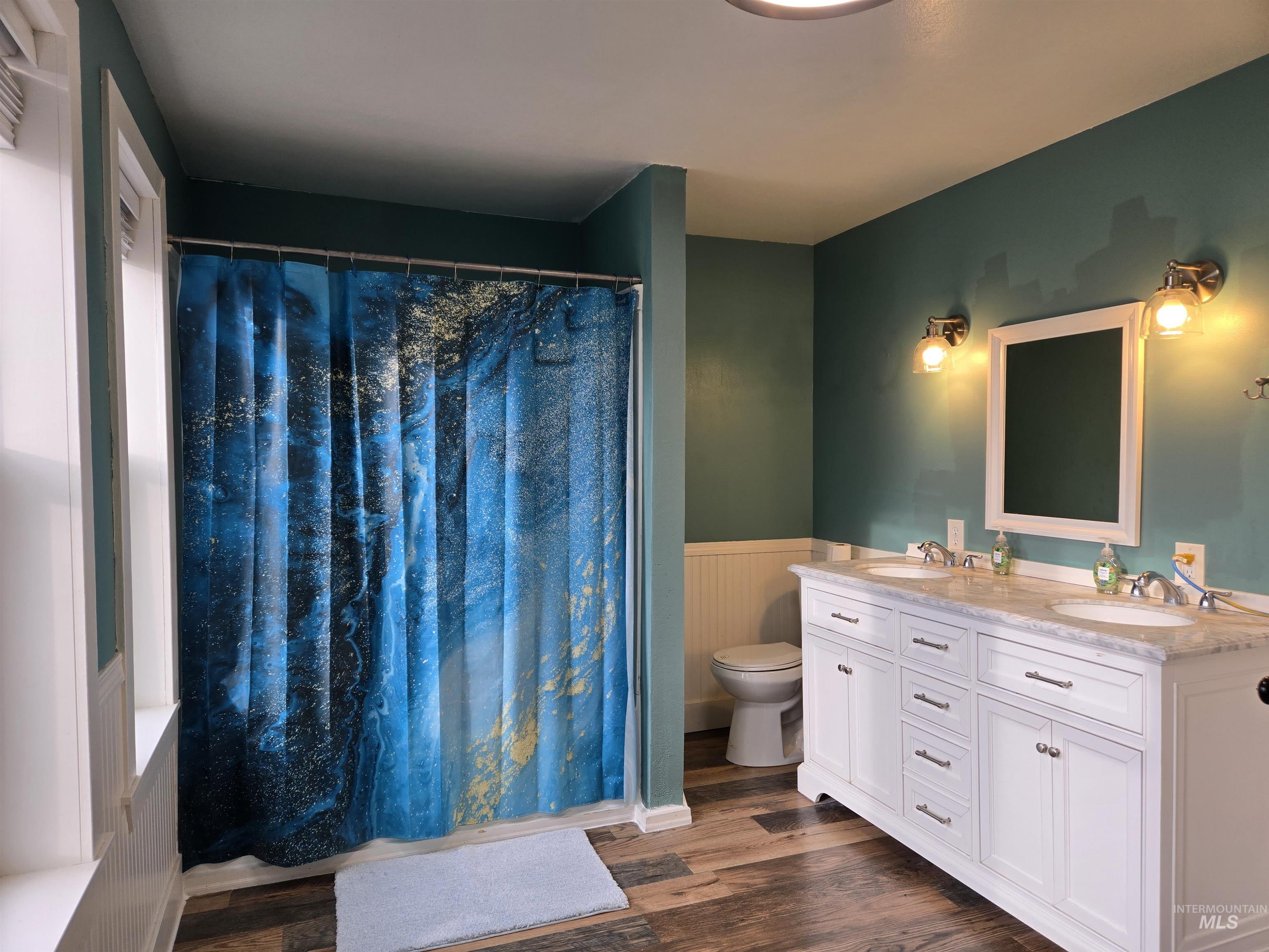 924 Olds Ferry Road, Weiser, Idaho 83672, 4 Bedrooms, 3 Bathrooms, Residential For Sale, Price $575,000, 98976433