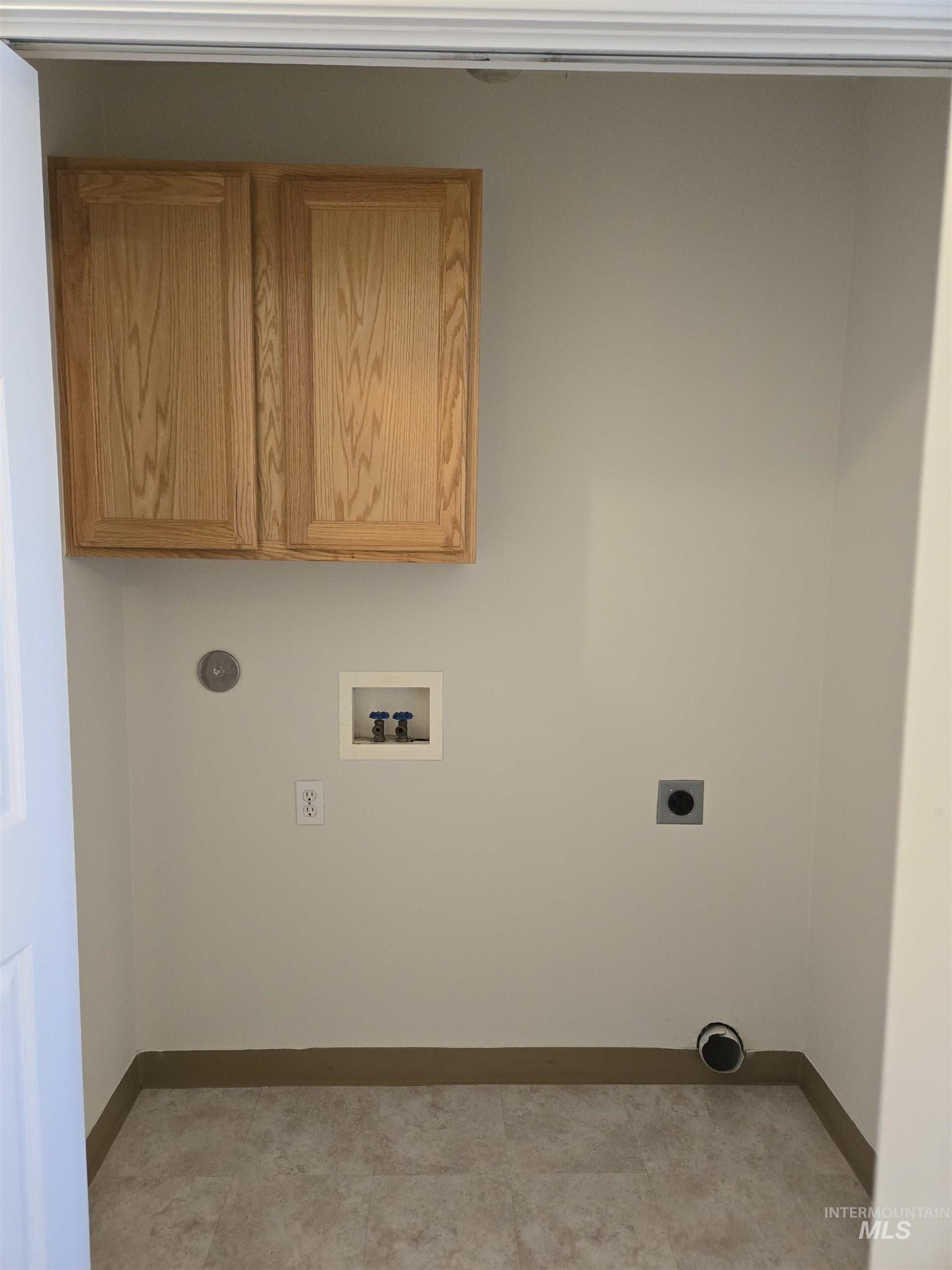 183 SW 18th St., Ontario, Oregon 97914, 3 Bedrooms, 2 Bathrooms, Residential For Sale, Price $284,900, 98976435