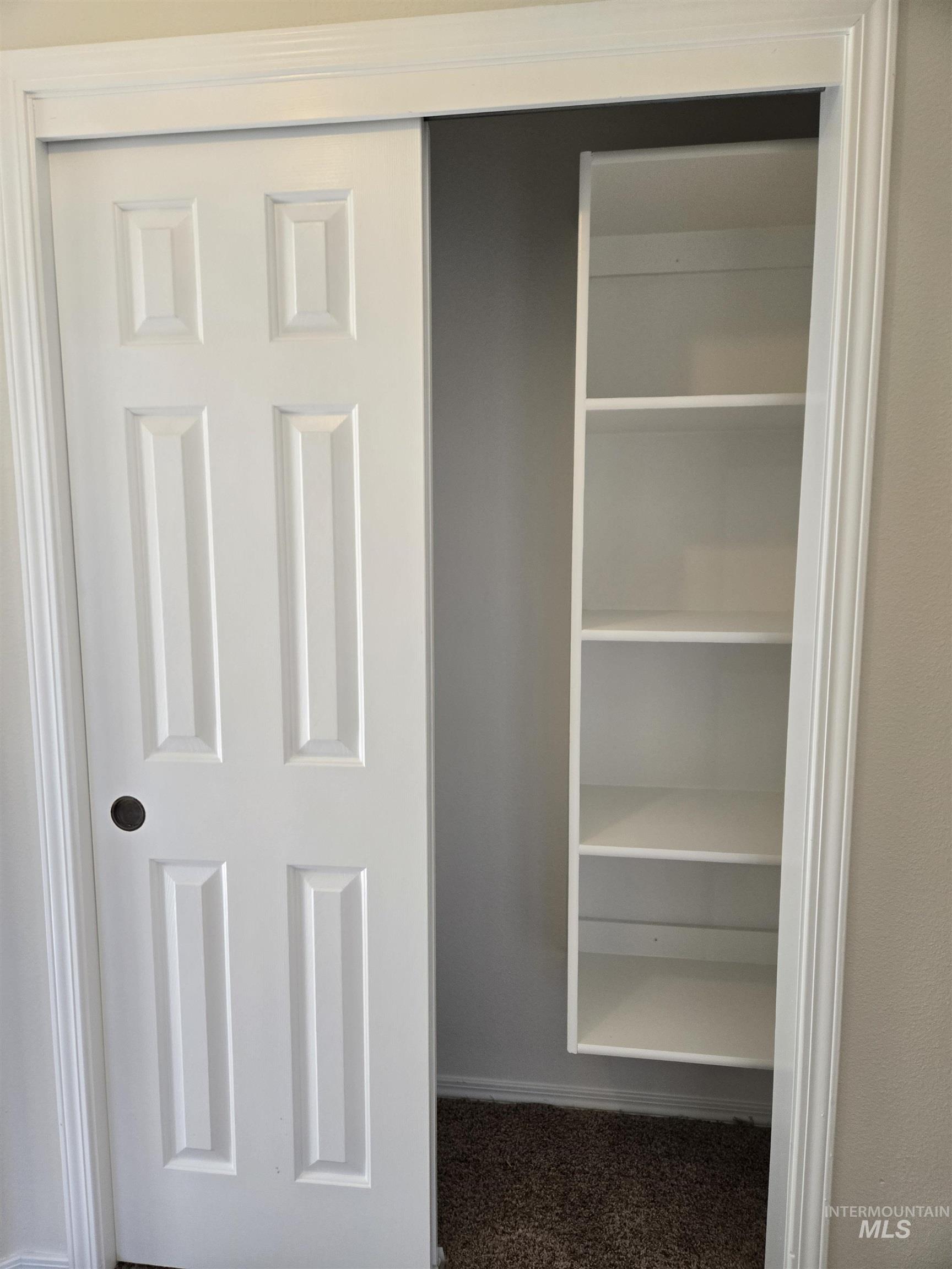 183 SW 18th St., Ontario, Oregon 97914, 3 Bedrooms, 2 Bathrooms, Residential For Sale, Price $284,900, 98976435