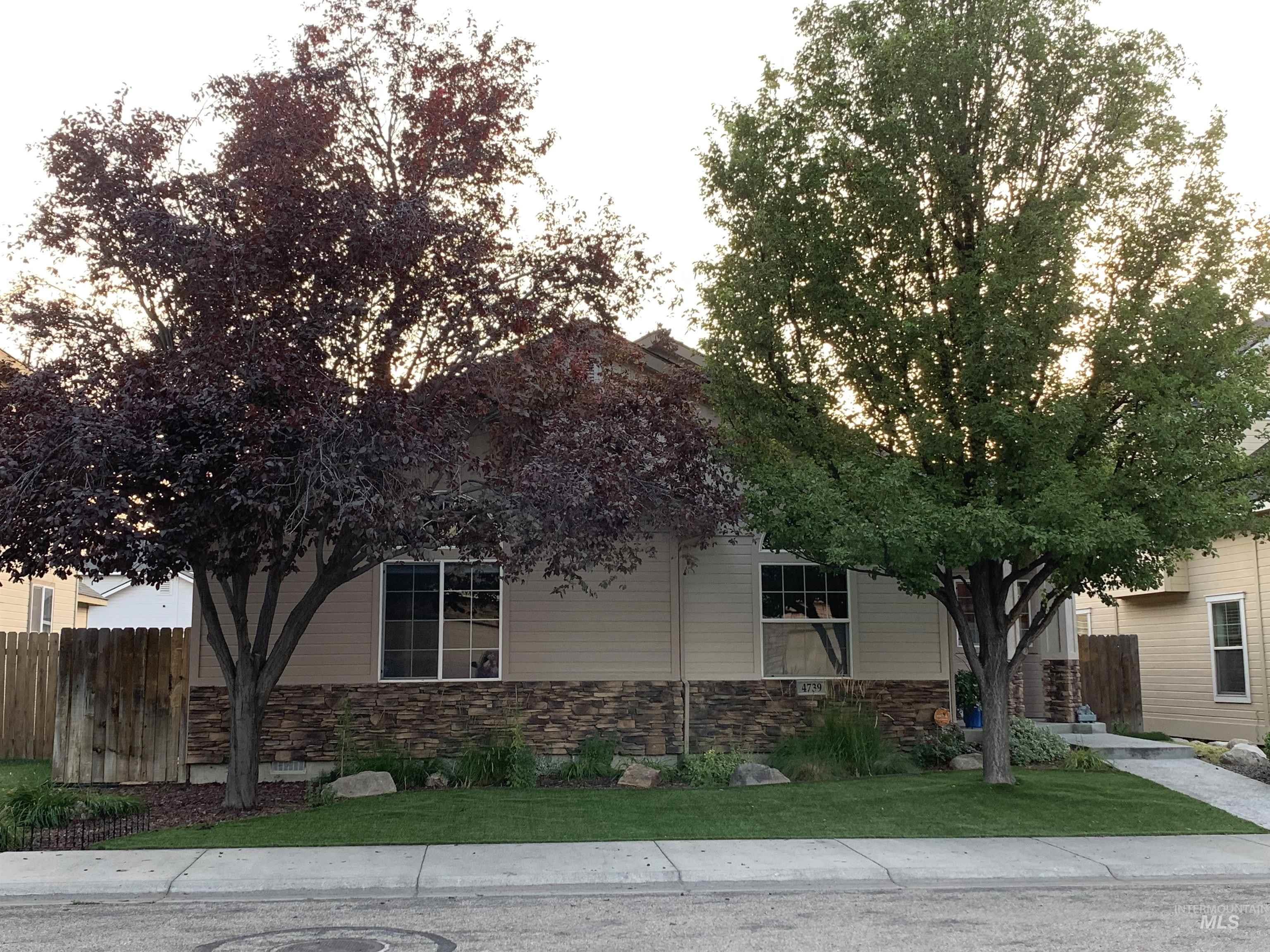 4739 S S Silvermaple Ave, Boise, Idaho 83709, 3 Bedrooms, 2.5 Bathrooms, Residential For Sale, Price $555,000, 98976436