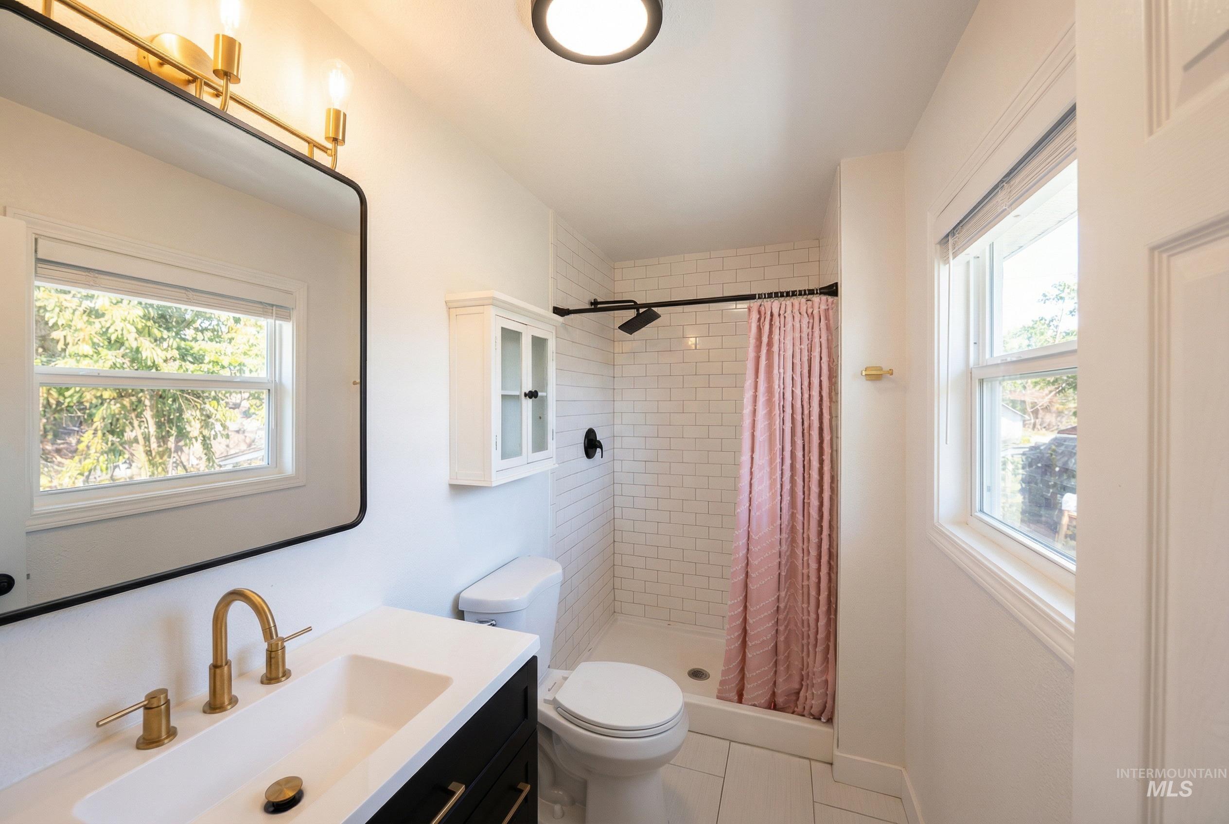 990 N Eagle Hills Way, Eagle, Idaho 83616, 5 Bedrooms, 3 Bathrooms, Rental For Rent, Price $3,500, 98976440