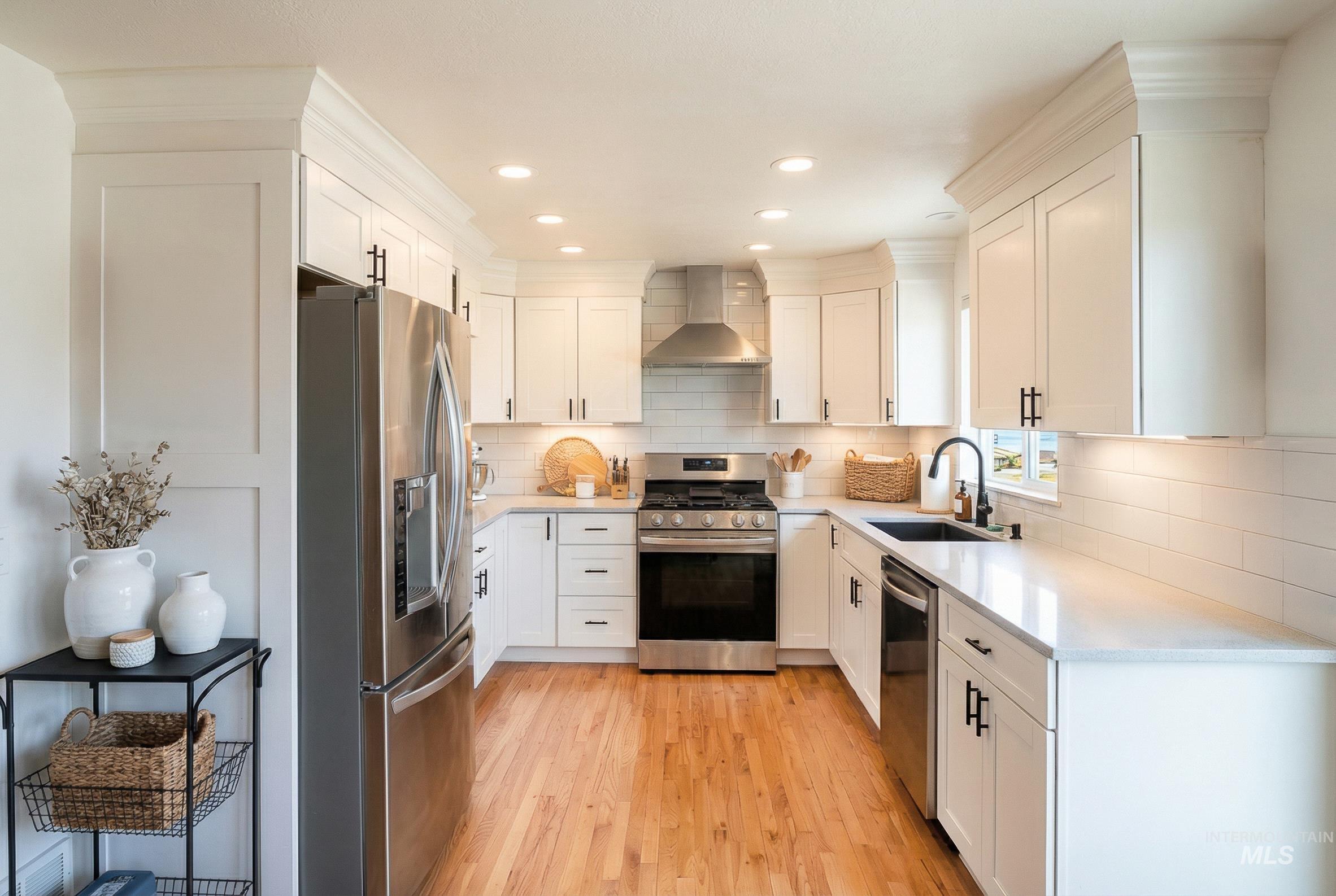 990 N Eagle Hills Way, Eagle, Idaho 83616, 5 Bedrooms, 3 Bathrooms, Rental For Rent, Price $3,500, 98976440