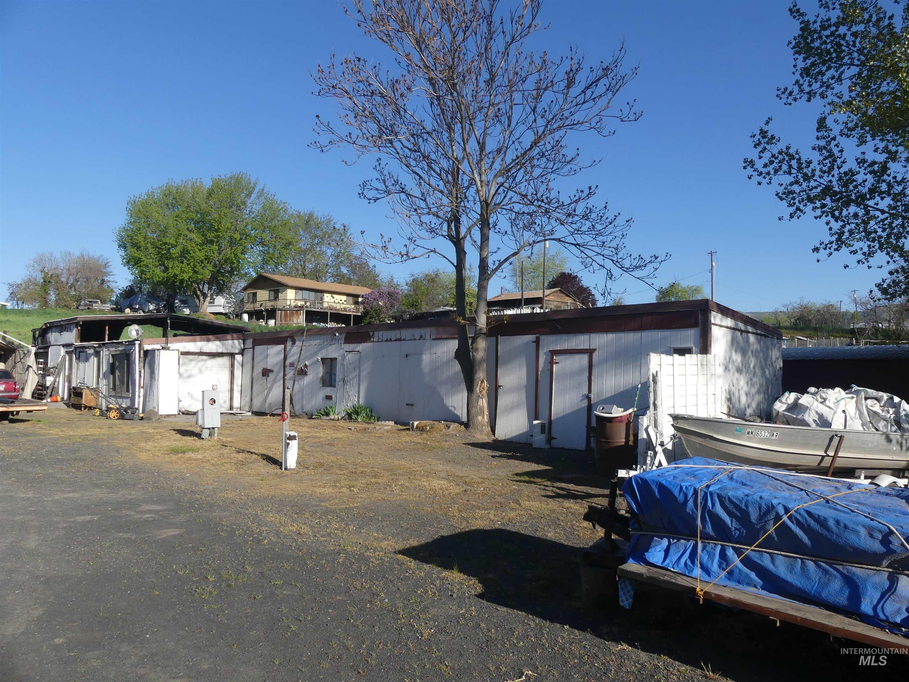 1422-1430 16th Ave, Clarkston, Washington 99403, 2 Bedrooms, 1 Bathroom, Residential Income For Sale, Price $499,000, 98976443