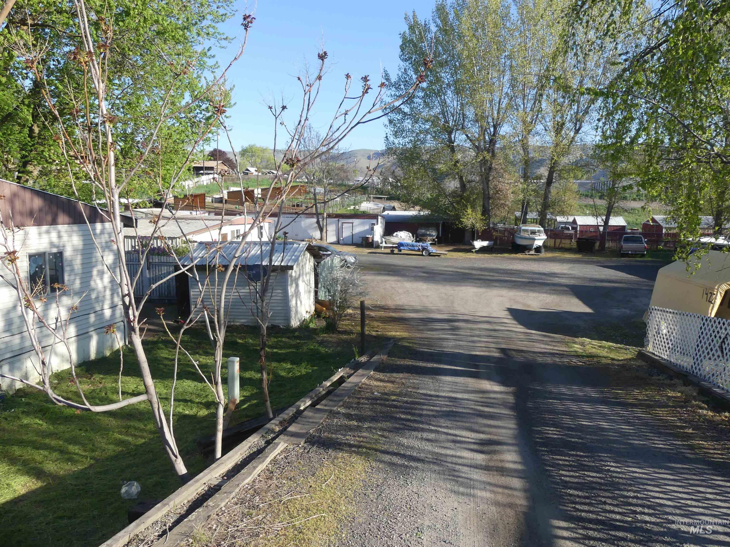 1422-1430 16th Ave, Clarkston, Washington 99403, 2 Bedrooms, 1 Bathroom, Residential Income For Sale, Price $499,000, 98976443