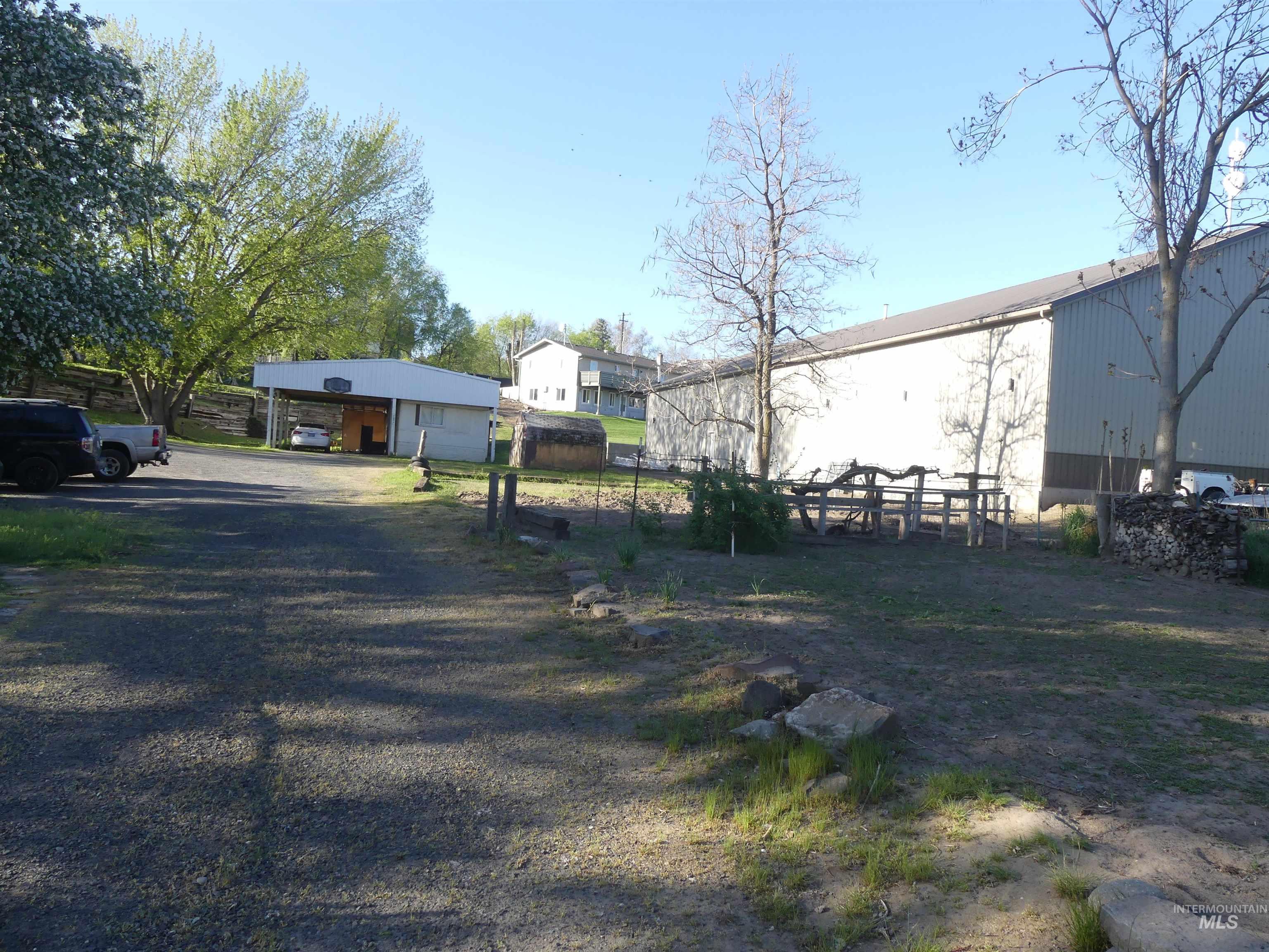 1422-1430 16th Ave, Clarkston, Washington 99403, 2 Bedrooms, 1 Bathroom, Residential Income For Sale, Price $499,000, 98976443