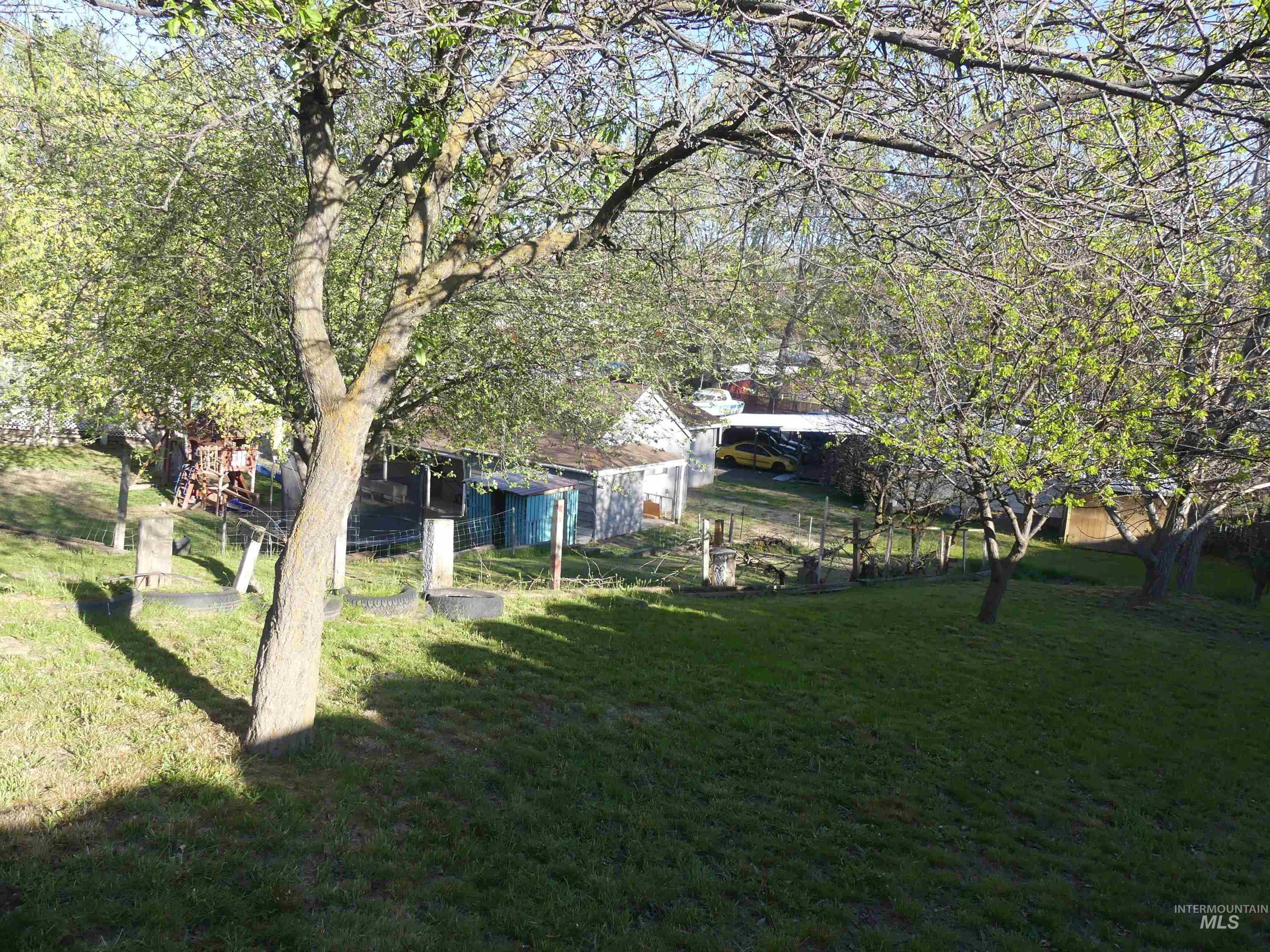 1422-1430 16th Ave, Clarkston, Washington 99403, 2 Bedrooms, 1 Bathroom, Residential Income For Sale, Price $499,000, 98976443