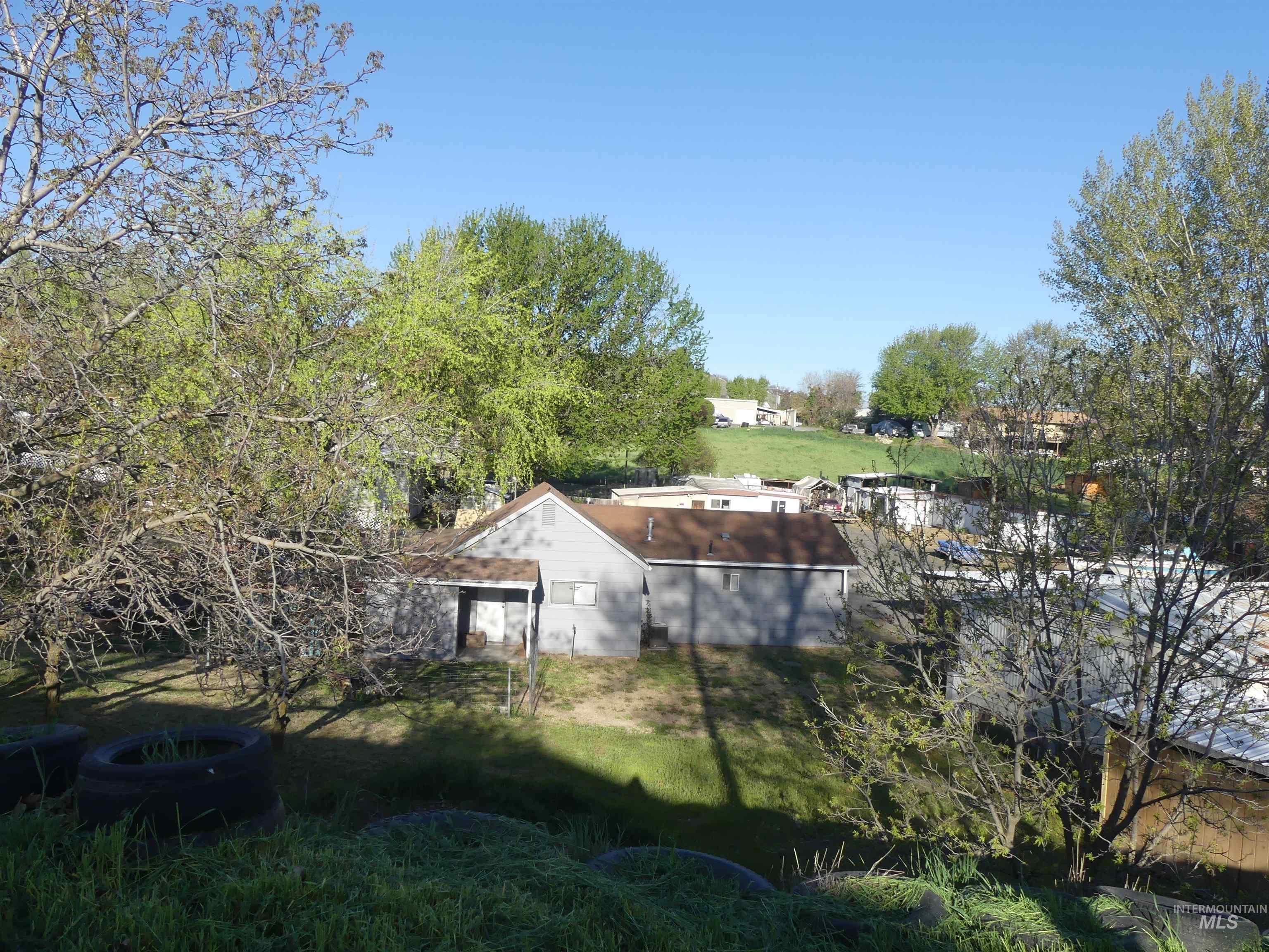 1422-1430 16th Ave, Clarkston, Washington 99403, 2 Bedrooms, 1 Bathroom, Residential Income For Sale, Price $499,000, 98976443