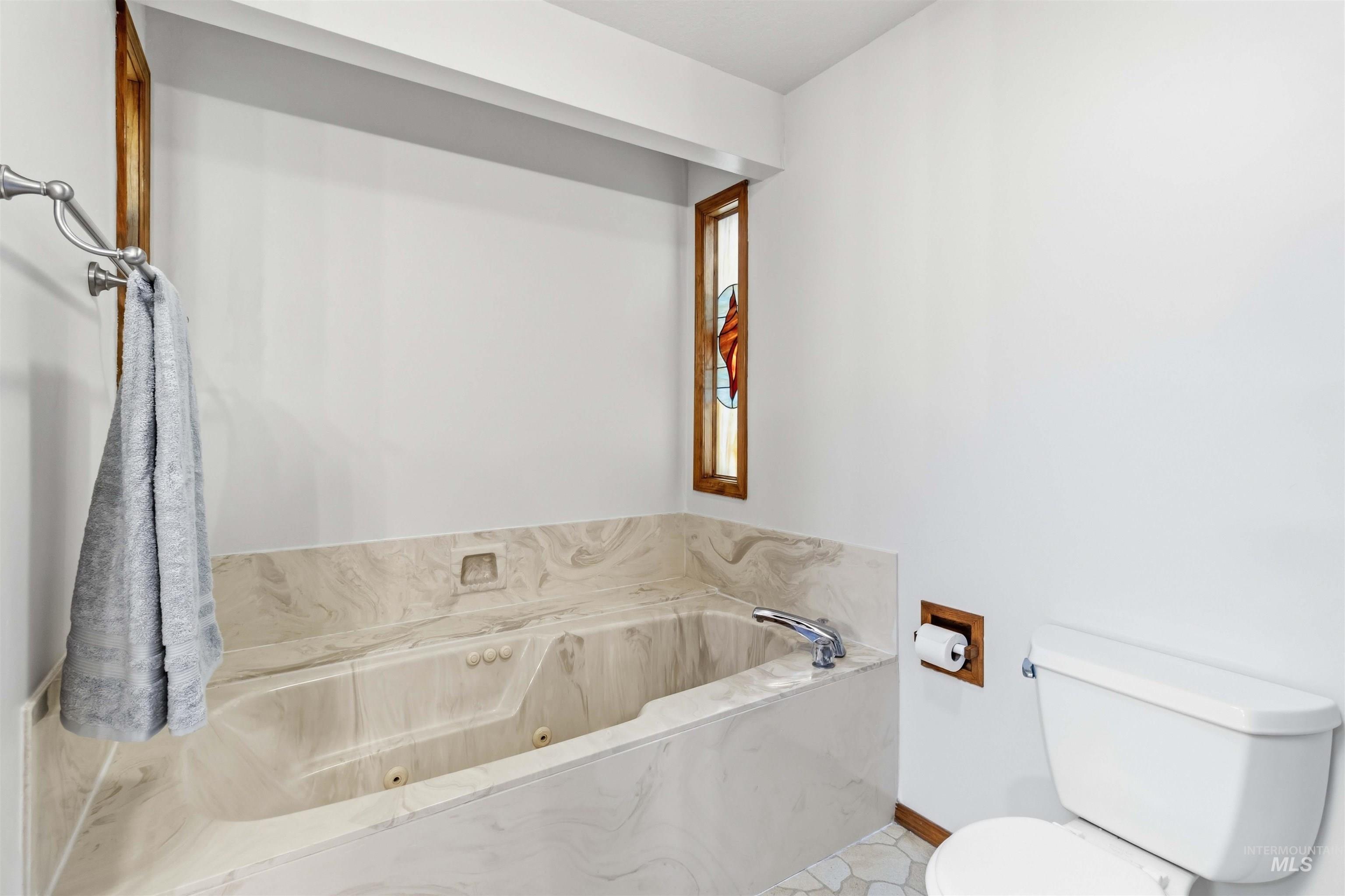 4324 Maverick Way, Boise, Idaho 83709, 3 Bedrooms, 2.5 Bathrooms, Residential For Sale, Price $459,900, 98976444