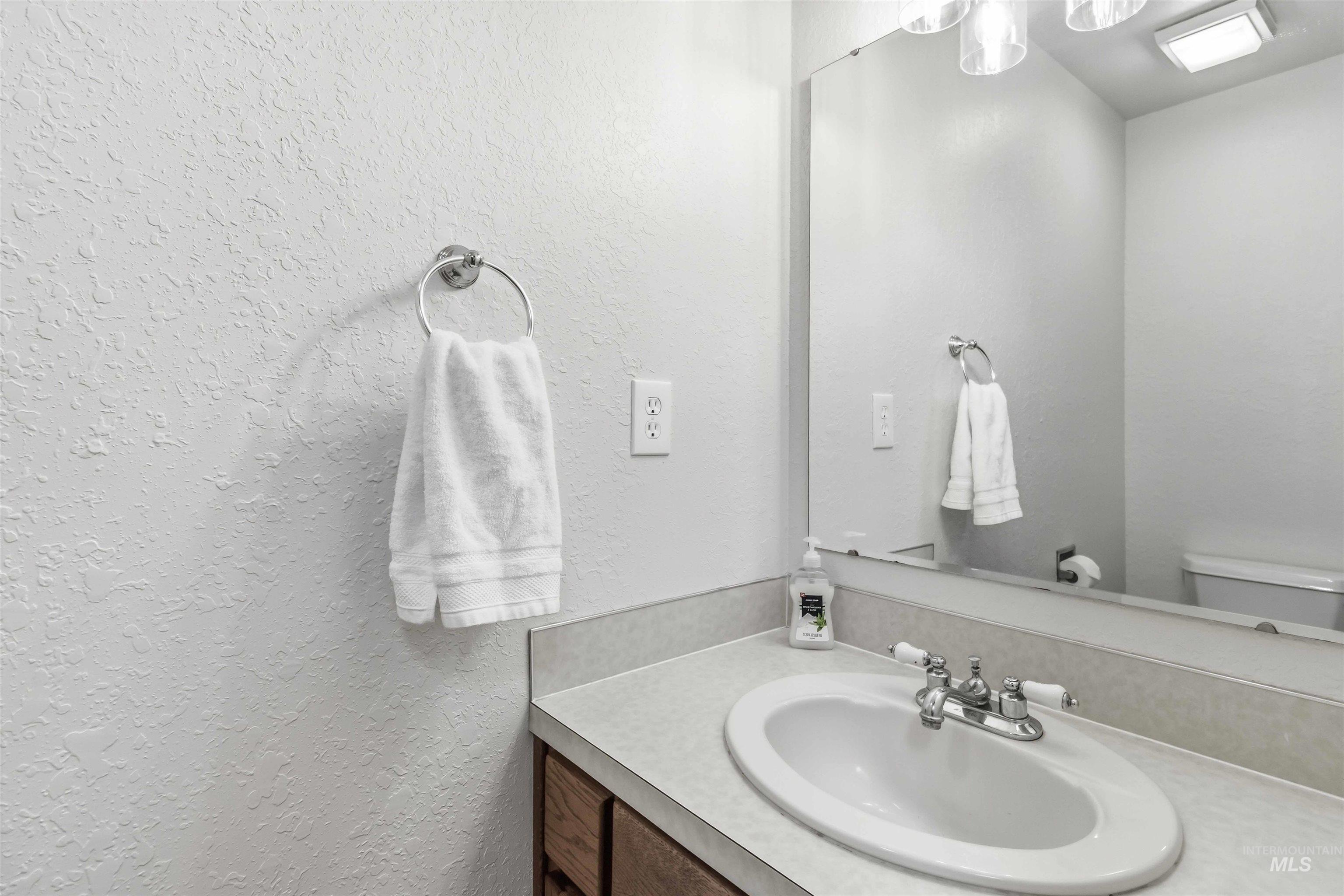 4324 Maverick Way, Boise, Idaho 83709, 3 Bedrooms, 2.5 Bathrooms, Residential For Sale, Price $459,900, 98976444