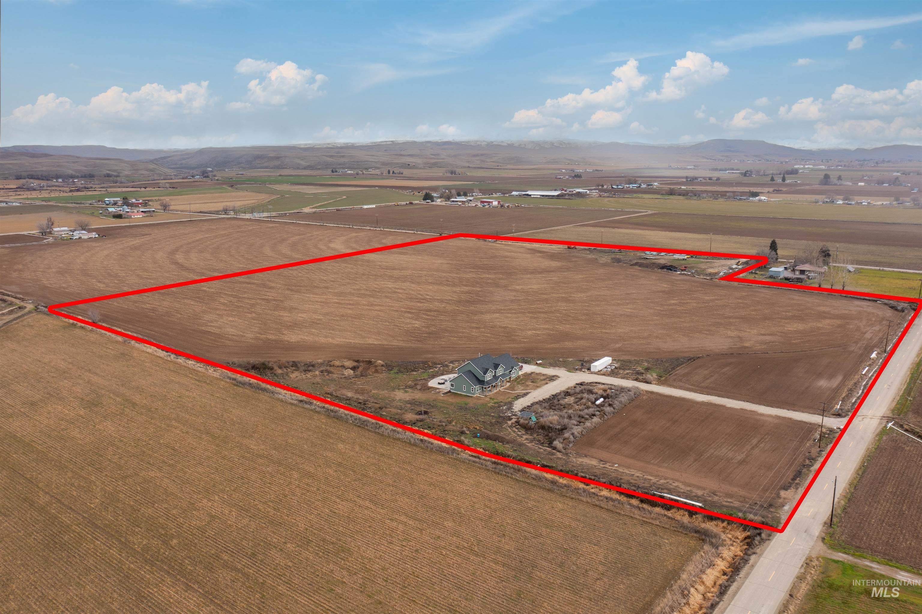5220 W Central Road, Emmett, Idaho 83617, 7 Bedrooms, 3.5 Bathrooms, Residential For Sale, Price $1,800,000,MLS 98976445