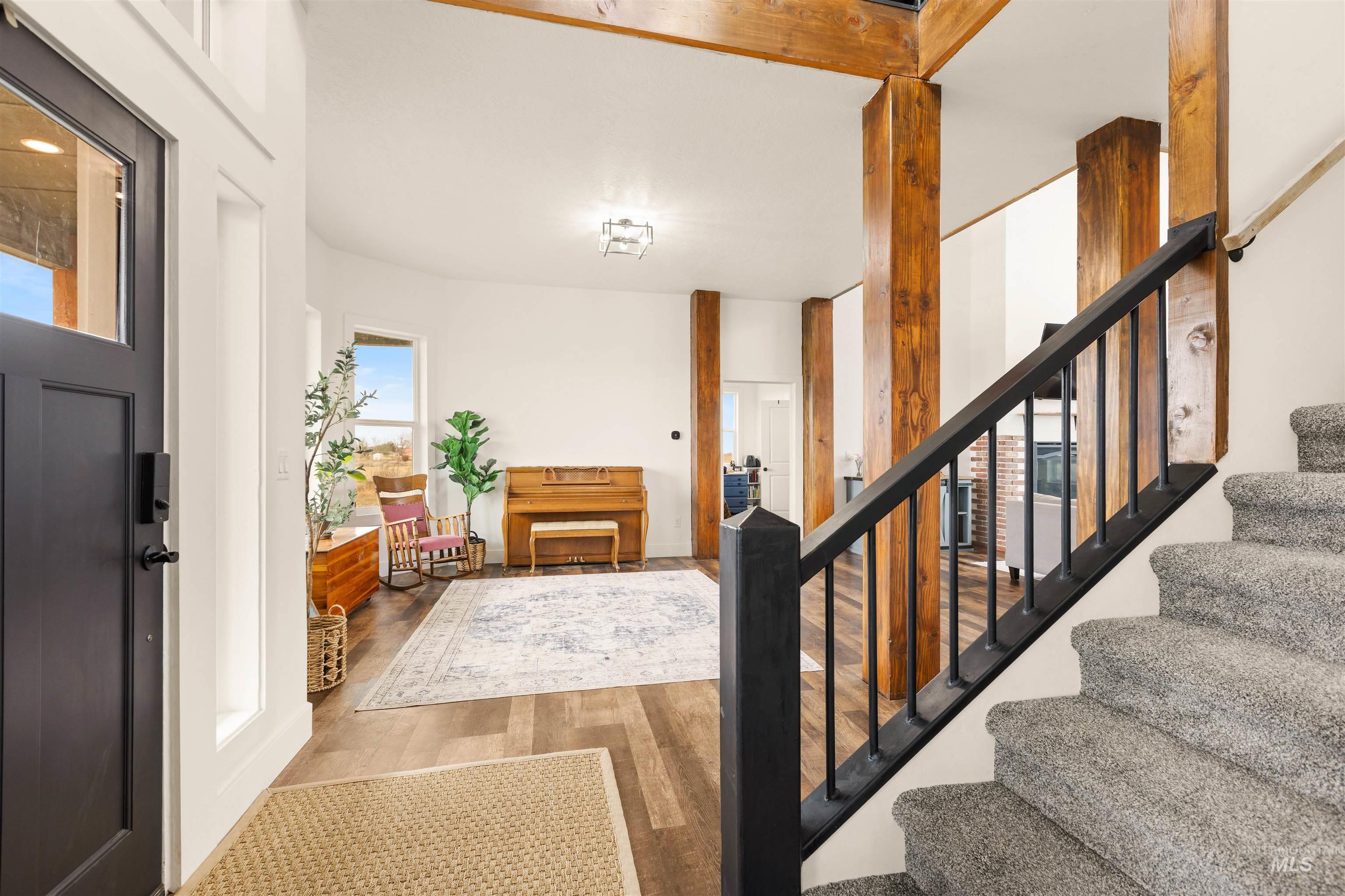 5220 W Central Road, Emmett, Idaho 83617, 7 Bedrooms, 3.5 Bathrooms, Residential For Sale, Price $1,800,000, 98976445