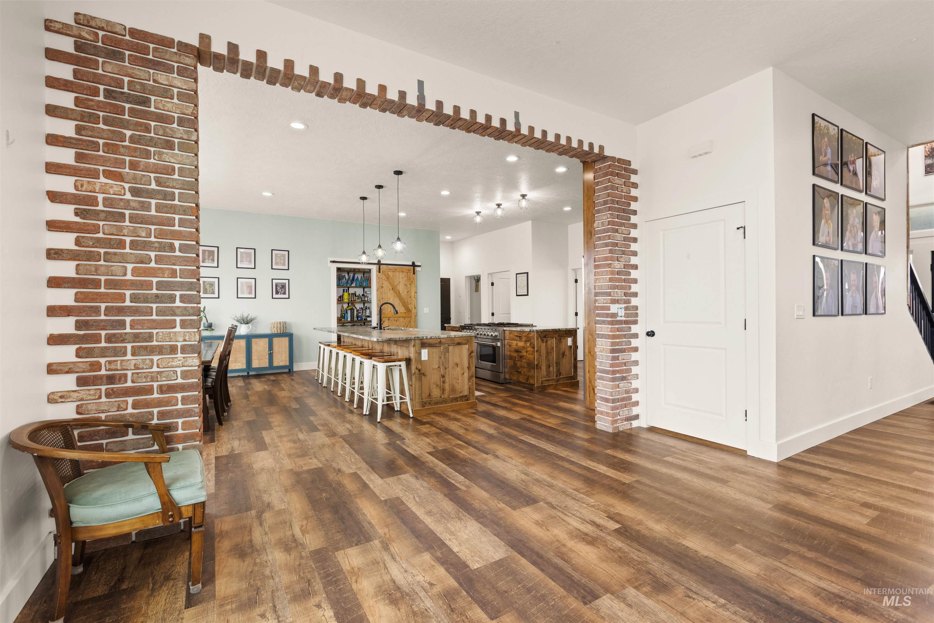 5220 W Central Road, Emmett, Idaho 83617, 7 Bedrooms, 3.5 Bathrooms, Residential For Sale, Price $1,800,000, 98976445