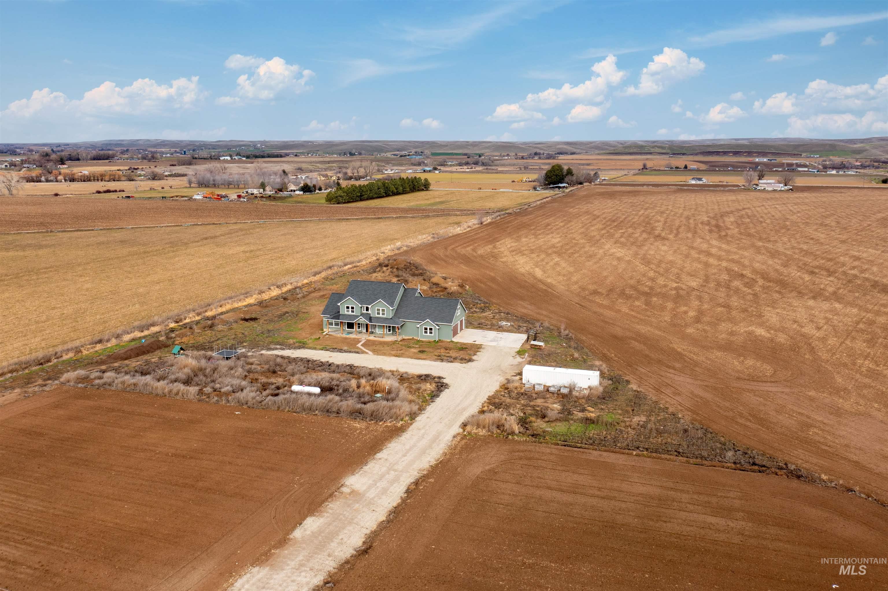 5220 W Central Road, Emmett, Idaho 83617, 7 Bedrooms, 3.5 Bathrooms, Residential For Sale, Price $1,800,000, 98976445