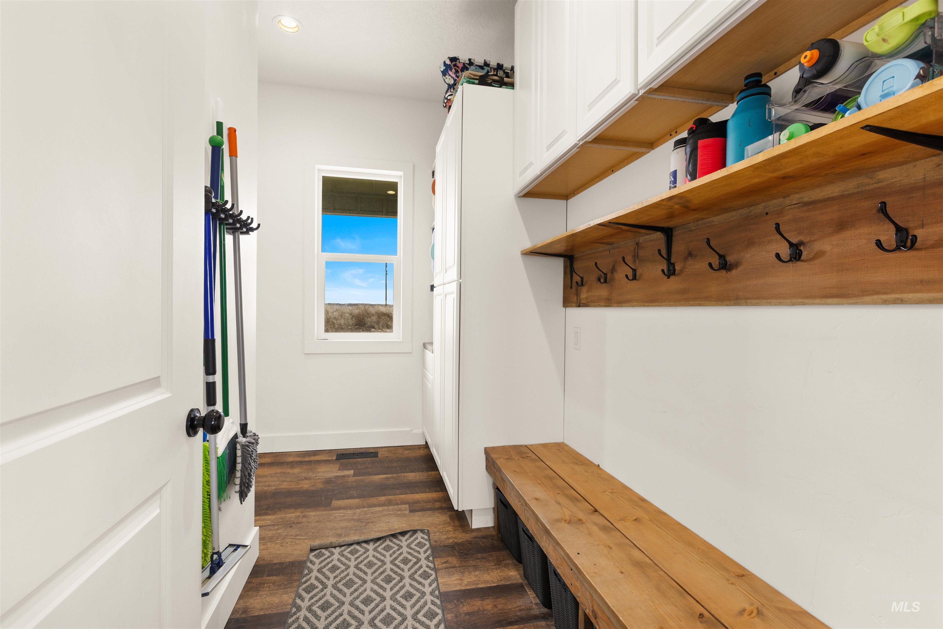 5220 W Central Road, Emmett, Idaho 83617, 7 Bedrooms, 3.5 Bathrooms, Residential For Sale, Price $1,800,000, 98976445