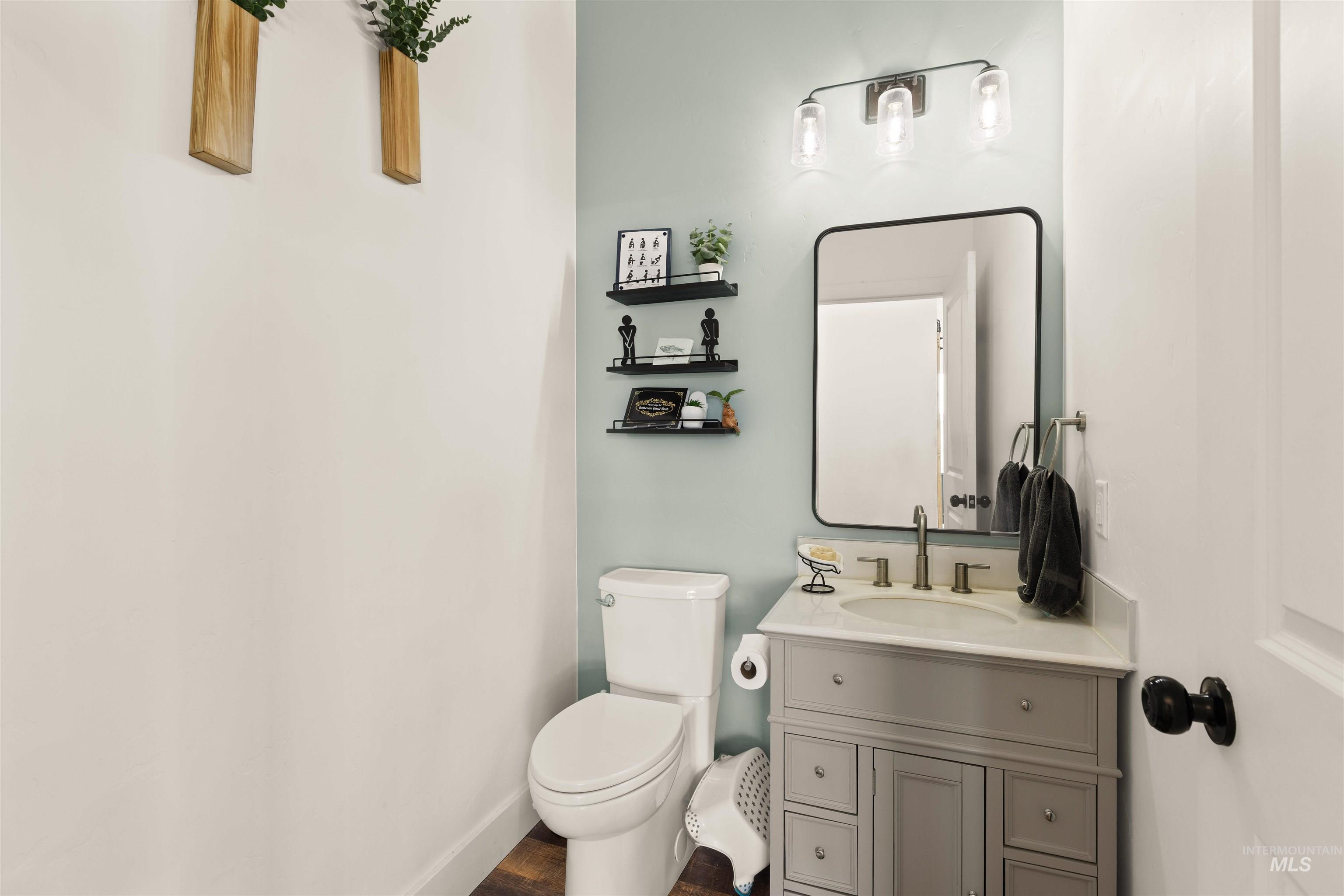 5220 W Central Road, Emmett, Idaho 83617, 7 Bedrooms, 3.5 Bathrooms, Residential For Sale, Price $1,800,000, 98976445