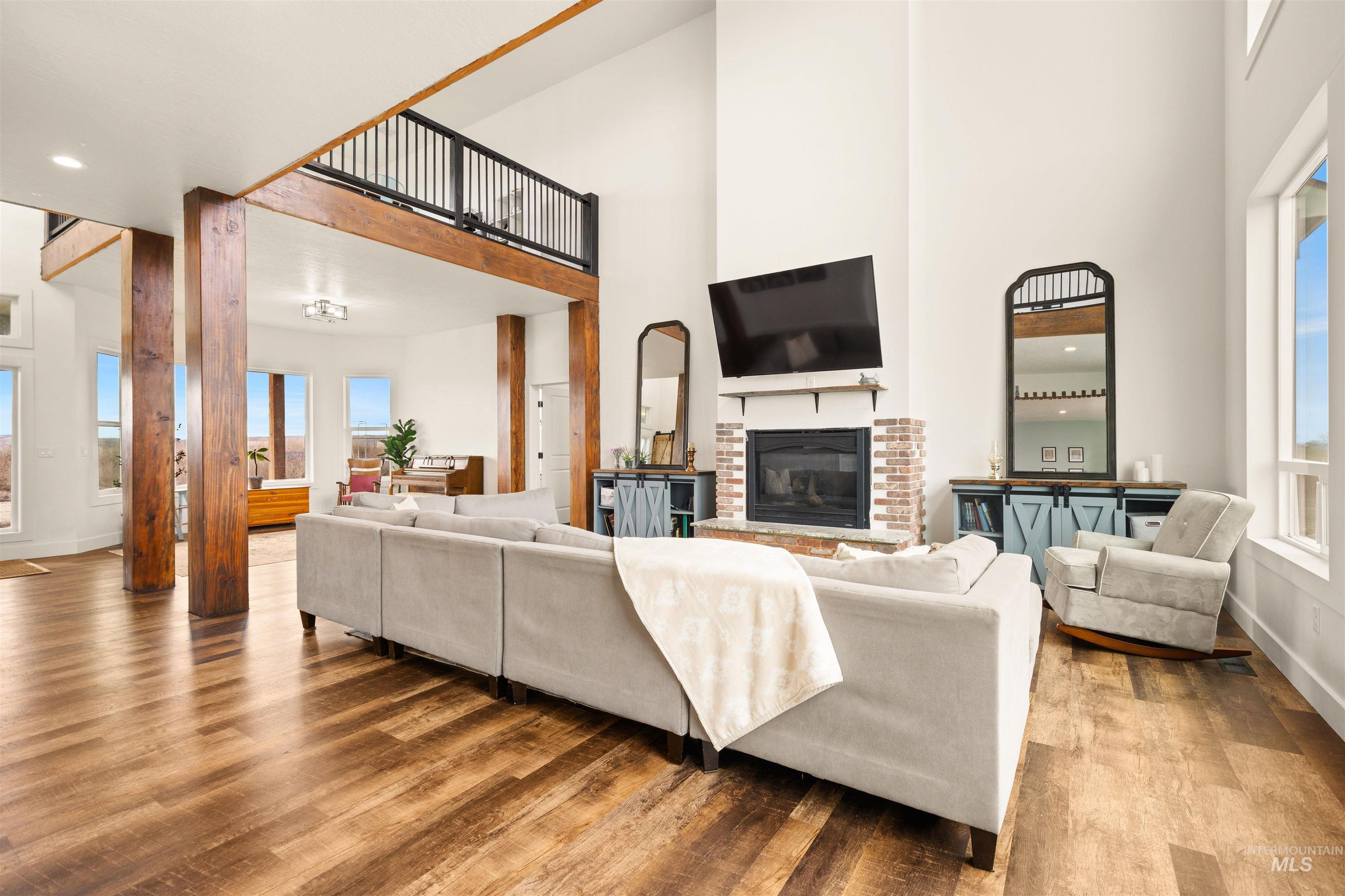 5220 W Central Road, Emmett, Idaho 83617, 7 Bedrooms, 3.5 Bathrooms, Residential For Sale, Price $1,800,000, 98976445