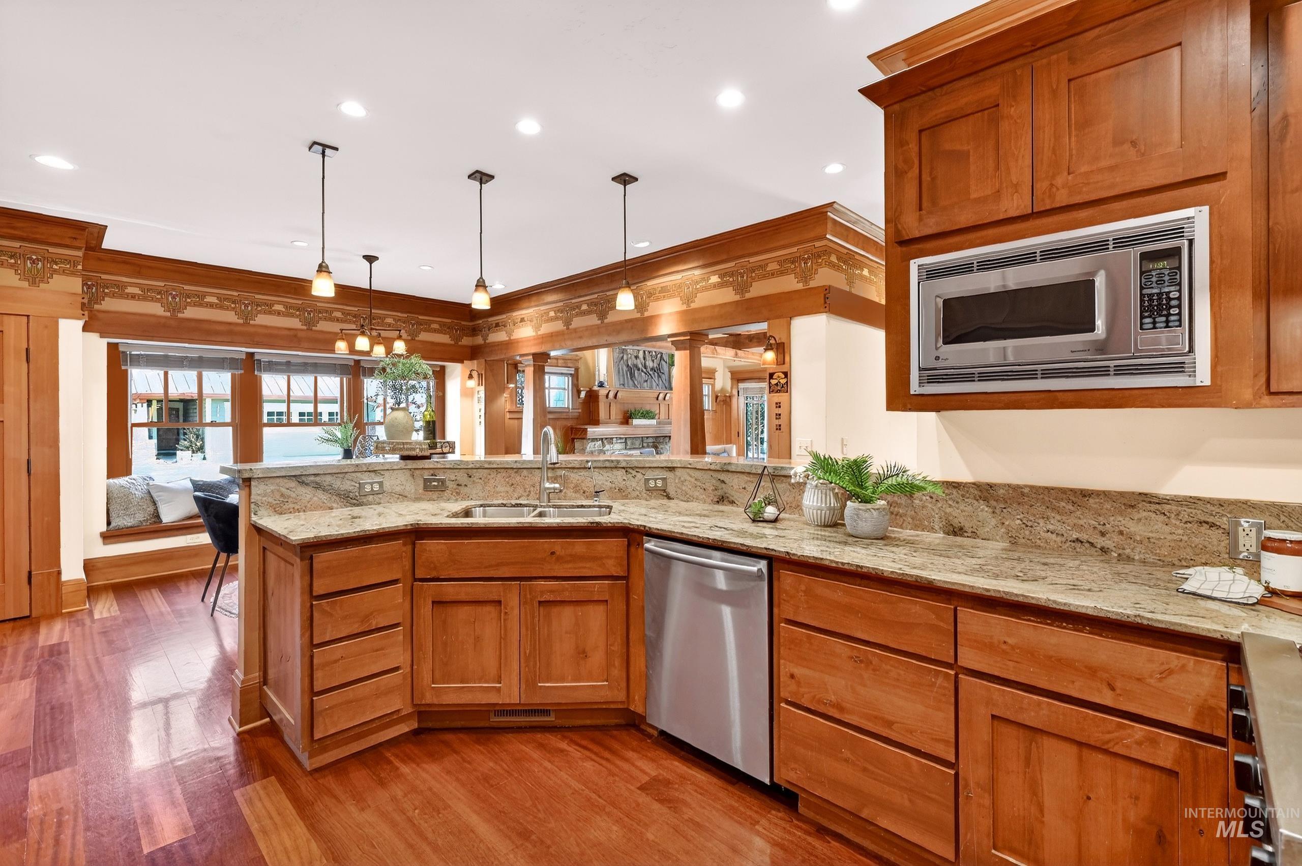 3646 N Ambergina Lane, Boise, Idaho 83703, 3 Bedrooms, 2.5 Bathrooms, Residential For Sale, Price $799,000, 98976446