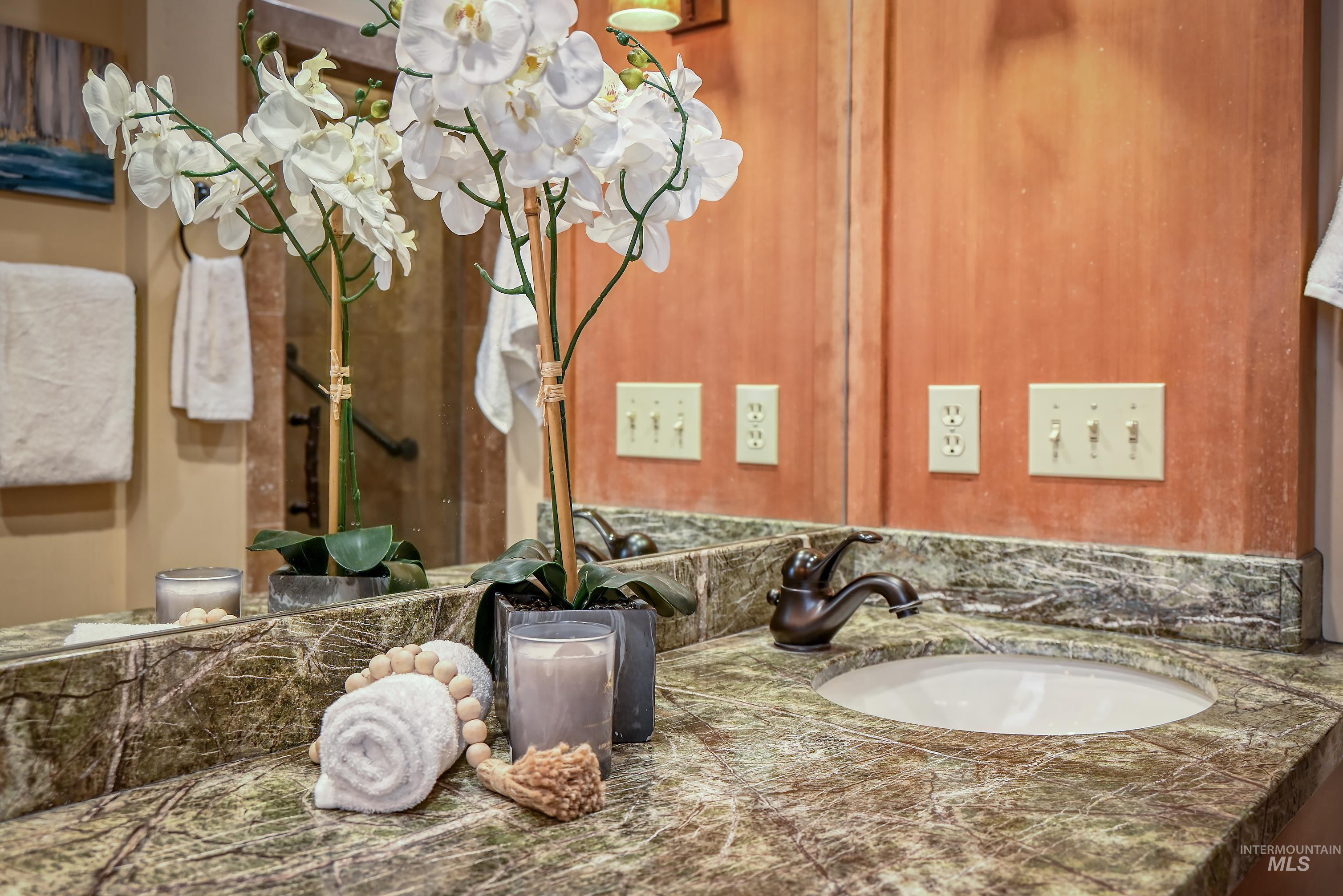 3646 N Ambergina Lane, Boise, Idaho 83703, 3 Bedrooms, 2.5 Bathrooms, Residential For Sale, Price $799,000, 98976446