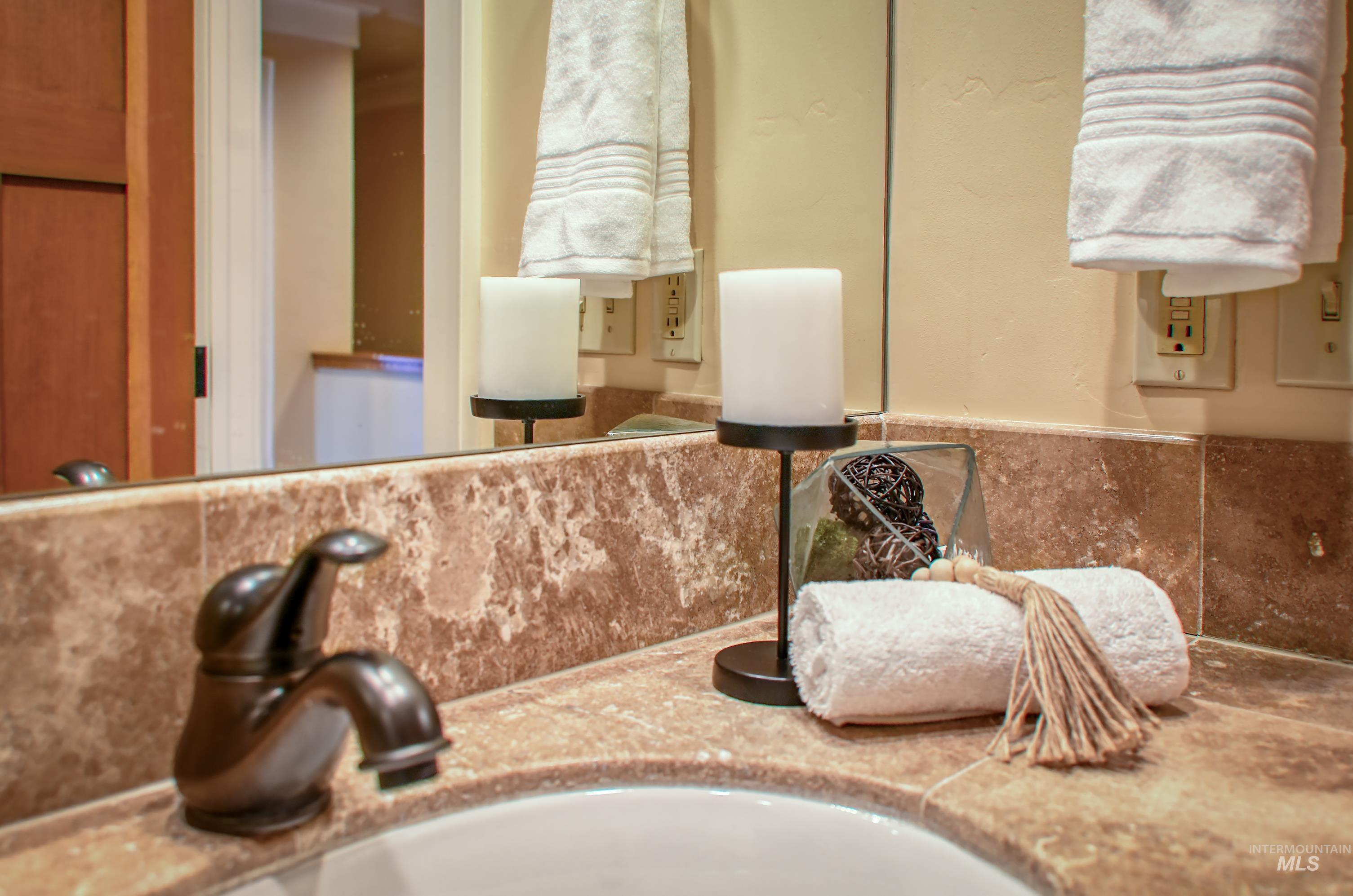 3646 N Ambergina Lane, Boise, Idaho 83703, 3 Bedrooms, 2.5 Bathrooms, Residential For Sale, Price $799,000, 98976446