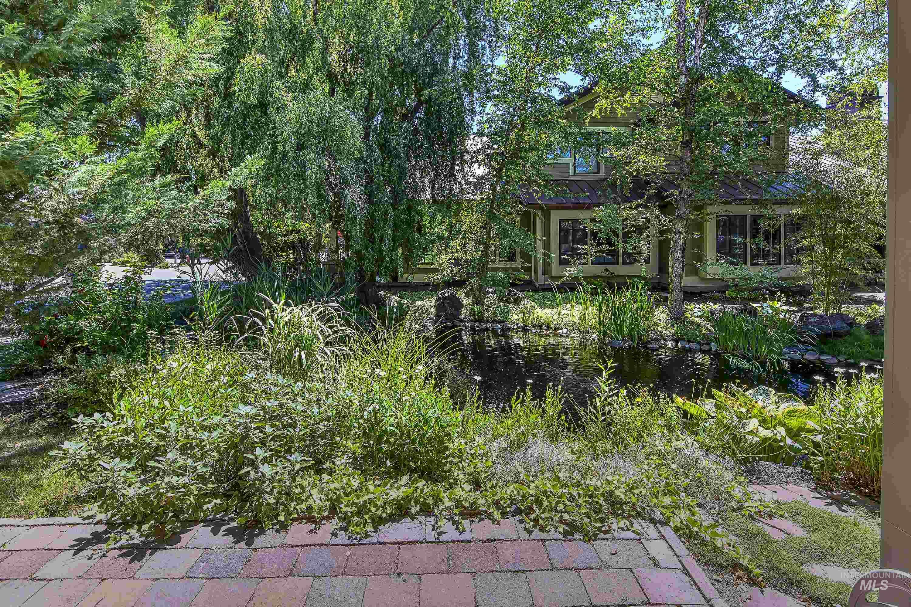 3646 N Ambergina Lane, Boise, Idaho 83703, 3 Bedrooms, 2.5 Bathrooms, Residential For Sale, Price $799,000, 98976446