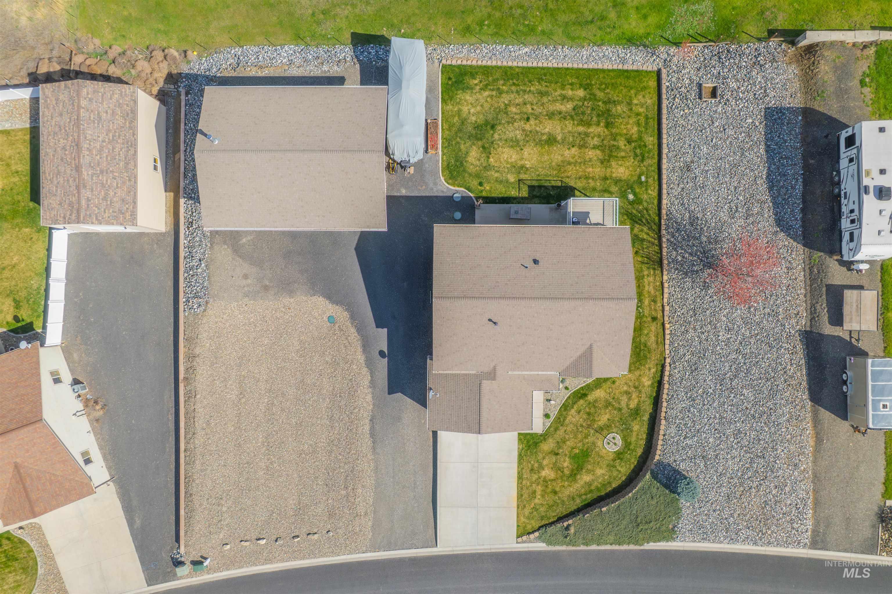 2245 Pitchstone Dr, Clarkston, Washington 99403, 4 Bedrooms, 3 Bathrooms, Residential For Sale, Price $557,000, 98976447