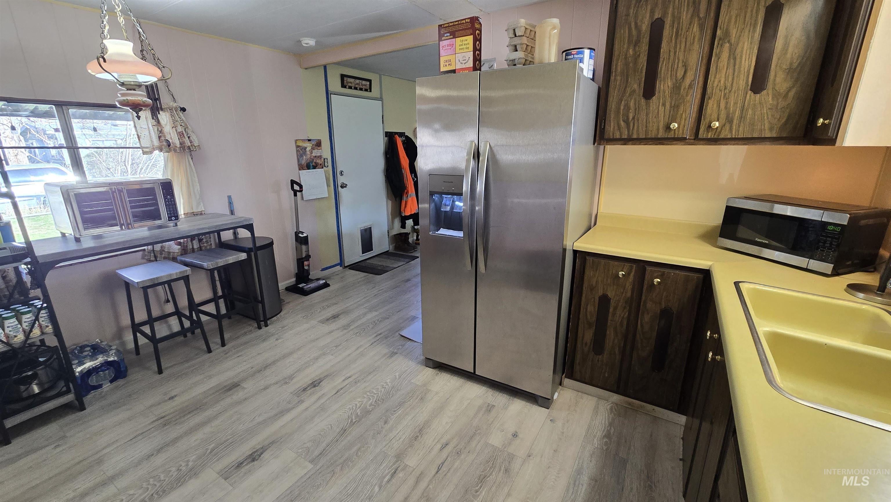 798 S. Dolson Lane, Eagle, Idaho 83616, 3 Bedrooms, 1.5 Bathrooms, Residential For Sale, Price $94,900, 98976448