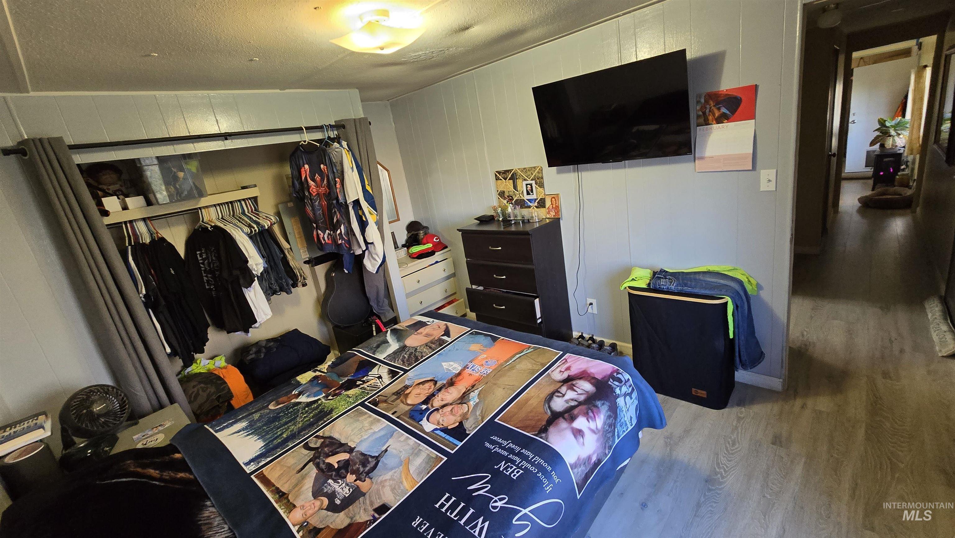 798 S. Dolson Lane, Eagle, Idaho 83616, 3 Bedrooms, 1.5 Bathrooms, Residential For Sale, Price $94,900, 98976448