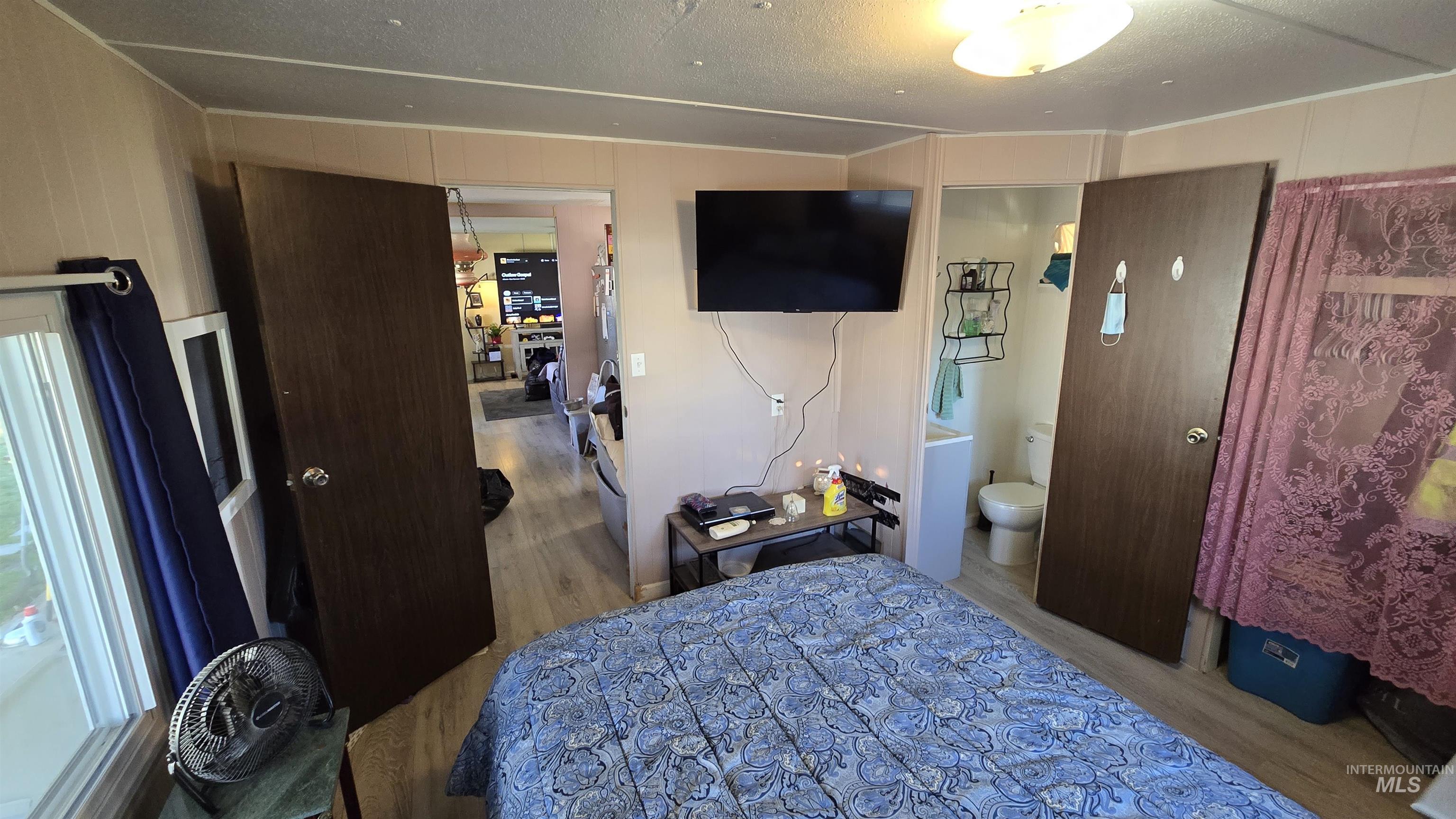 798 S. Dolson Lane, Eagle, Idaho 83616, 3 Bedrooms, 1.5 Bathrooms, Residential For Sale, Price $94,900, 98976448