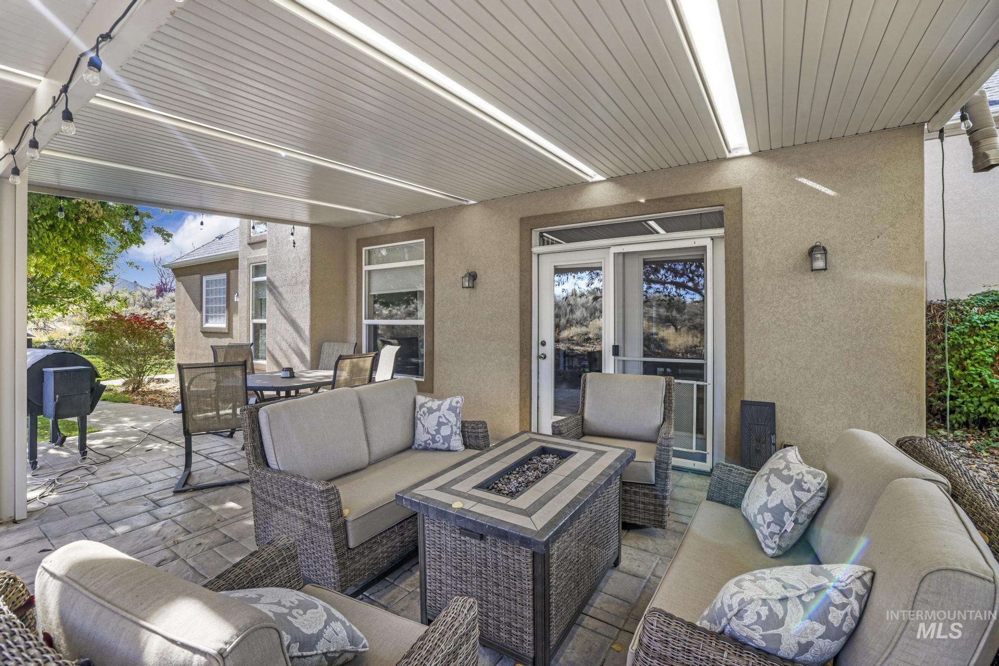 3408 Ridge Line Dr., Kimberly, Idaho 83341, 4 Bedrooms, 3.5 Bathrooms, Residential For Sale, Price $750,000, 98976449