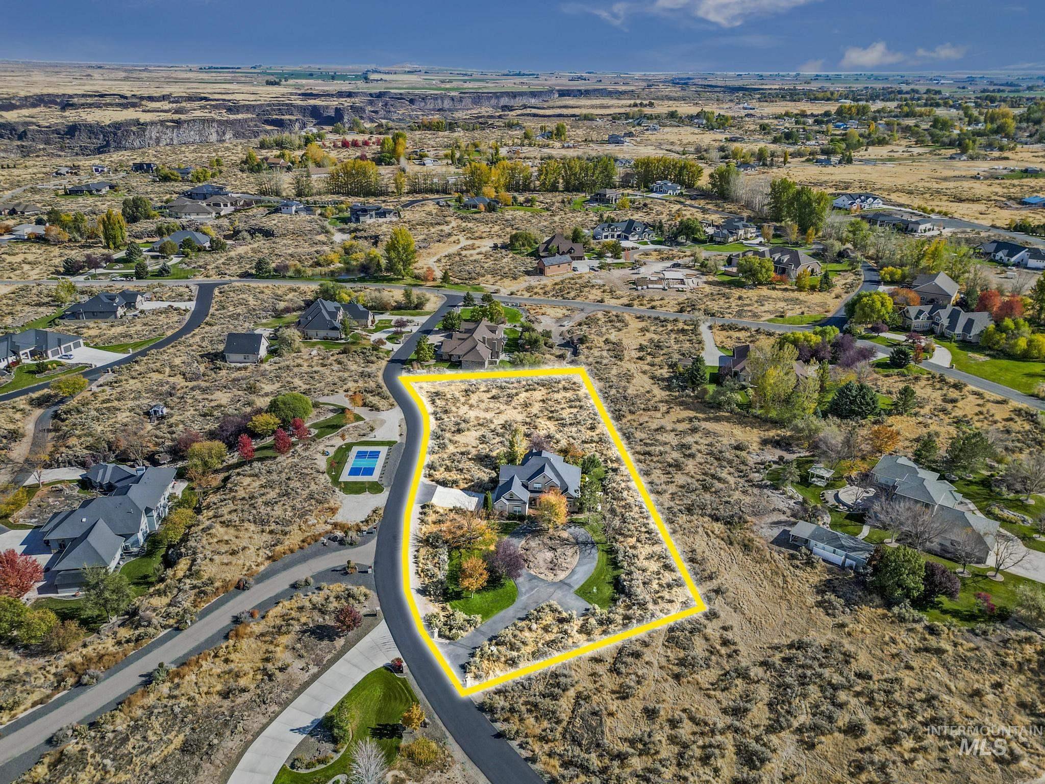 3408 Ridge Line Dr., Kimberly, Idaho 83341, 4 Bedrooms, 3.5 Bathrooms, Residential For Sale, Price $750,000, 98976449
