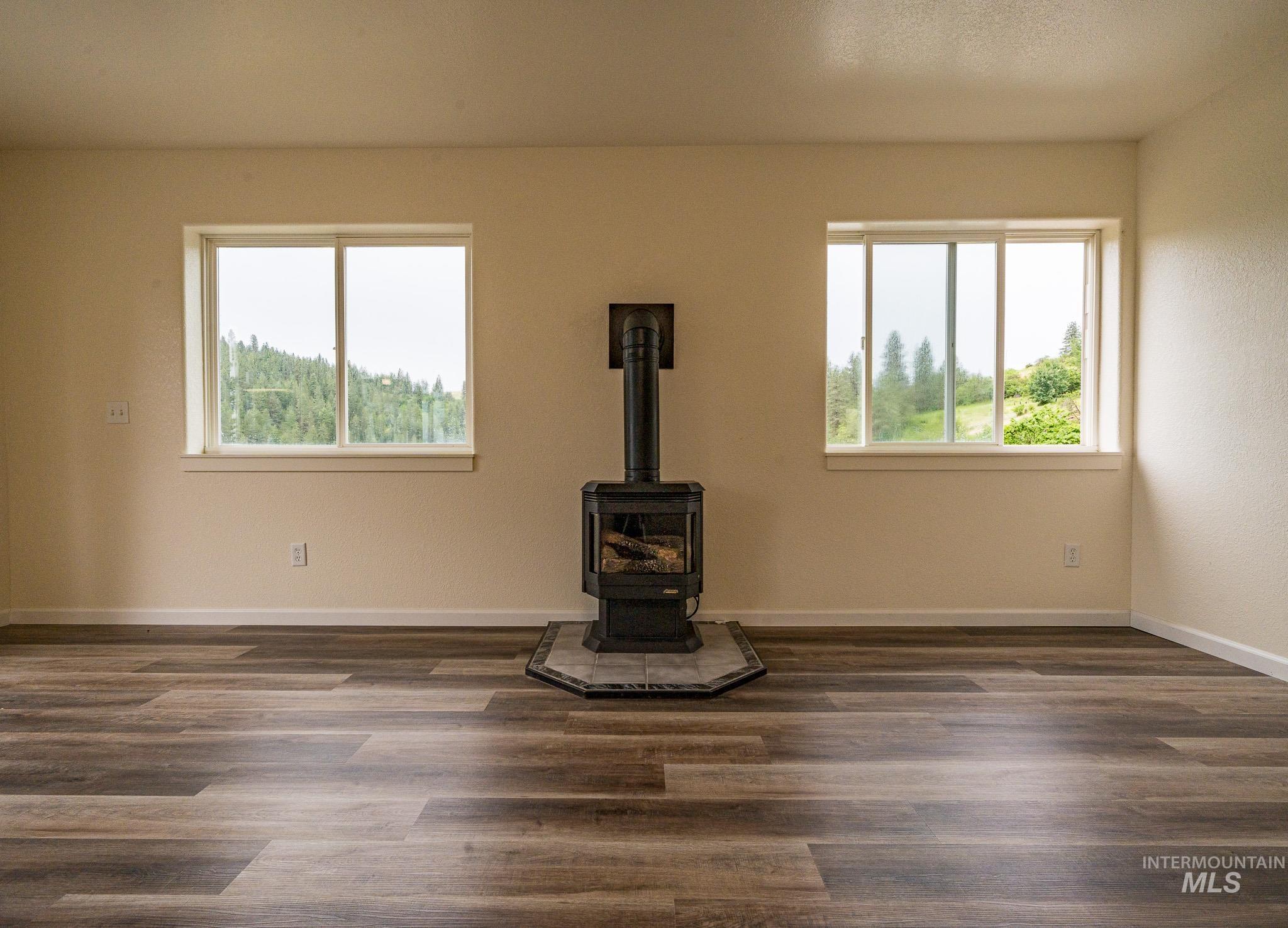 156 Butcher Creek Lane, Grangeville, Idaho 83530, 2 Bedrooms, 1 Bathroom, Residential For Sale, Price $499,000, 98976450